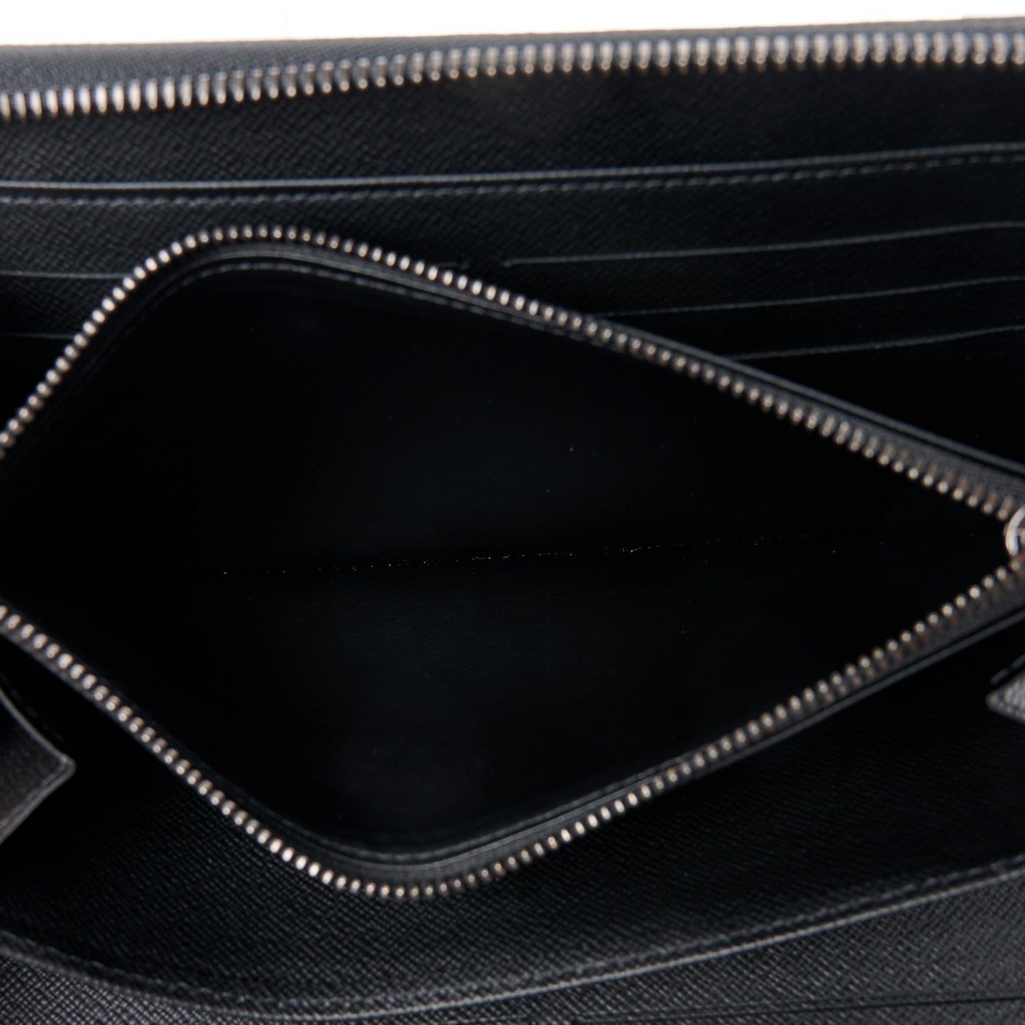 LOUIS VUITTON Monogram Eclipse Zippy Organizer Wallet
