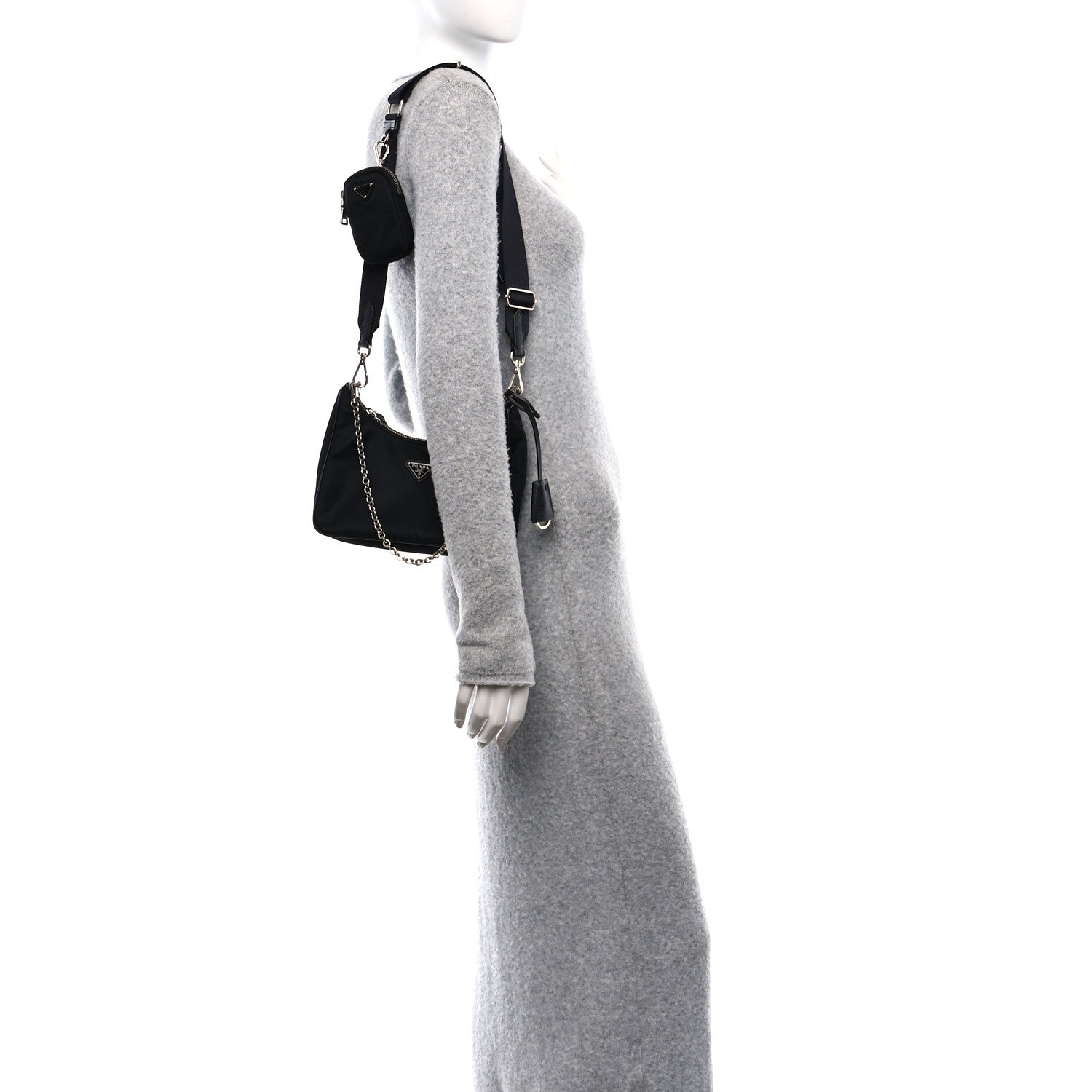 Prada Nylon Re-Edition 2005 Shoulder Bag Black 2 of 11
