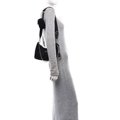Prada Nylon Re-Edition 2005 Shoulder Bag Black 2 of 11
