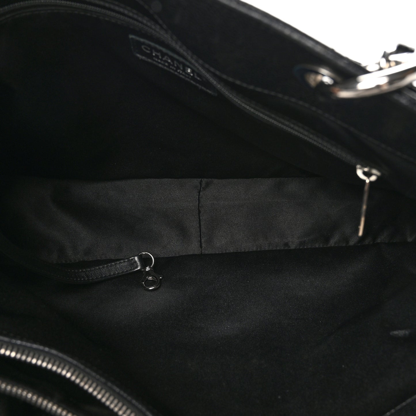 Caviar Quilted XL Grand Shopping Tote GST Black