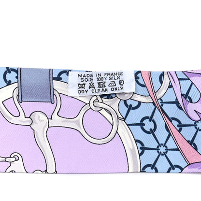 Hermes Silk La Promenade Du Matin Twilly Mauve Ciel Gris 4 of 4