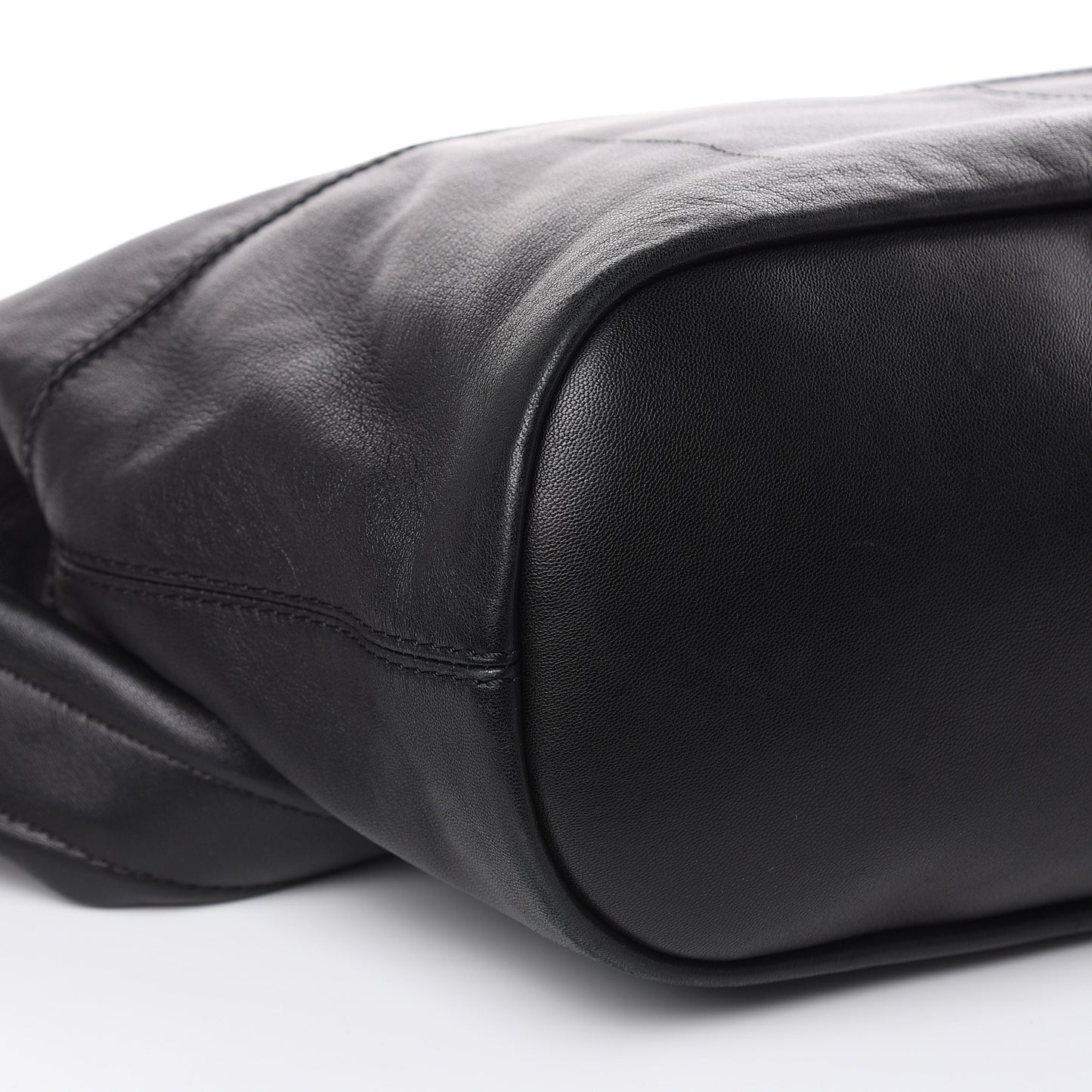 Lambskin Studded Medium Nightingale Black