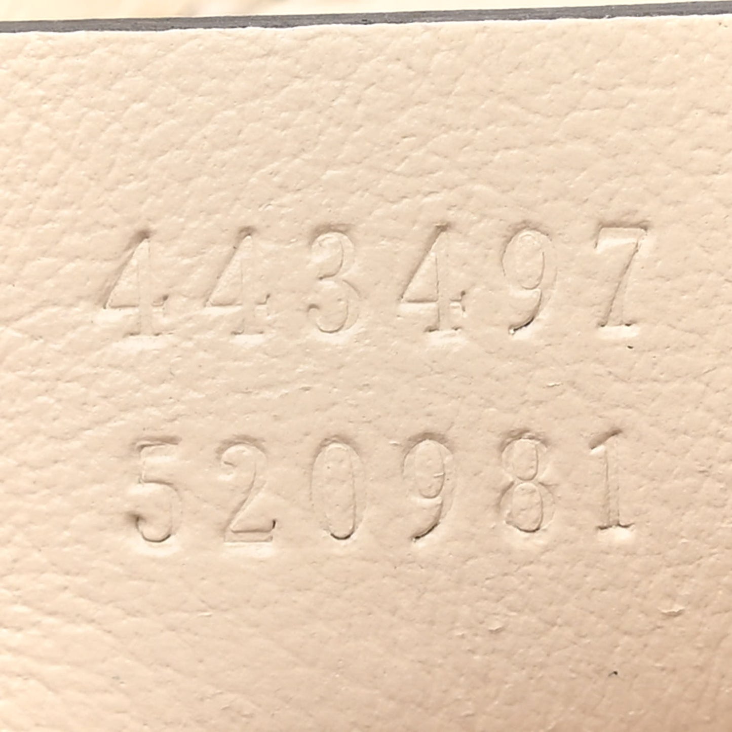 Vintage Effect Calfskin Matelasse Diagonal Small Torchon GG Marmont Shoulder Bag Blue Agata Mystic White