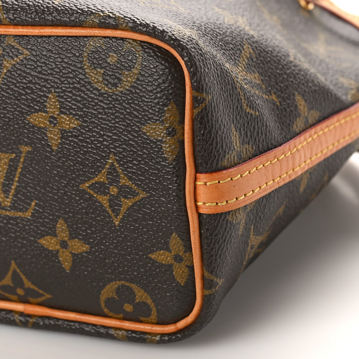 Louis Vuitton Monogram Nano Noe 8 of 8