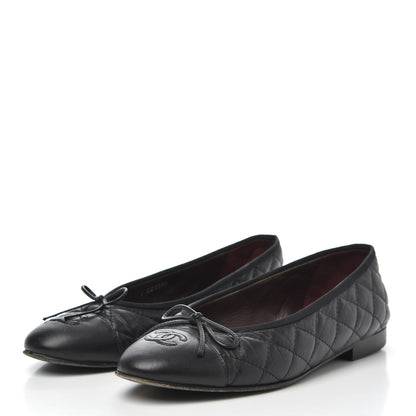 Chanel Aged Calfskin Quilted CC Cap Toe Ballerina Flats 38.5 Black 3 of 20