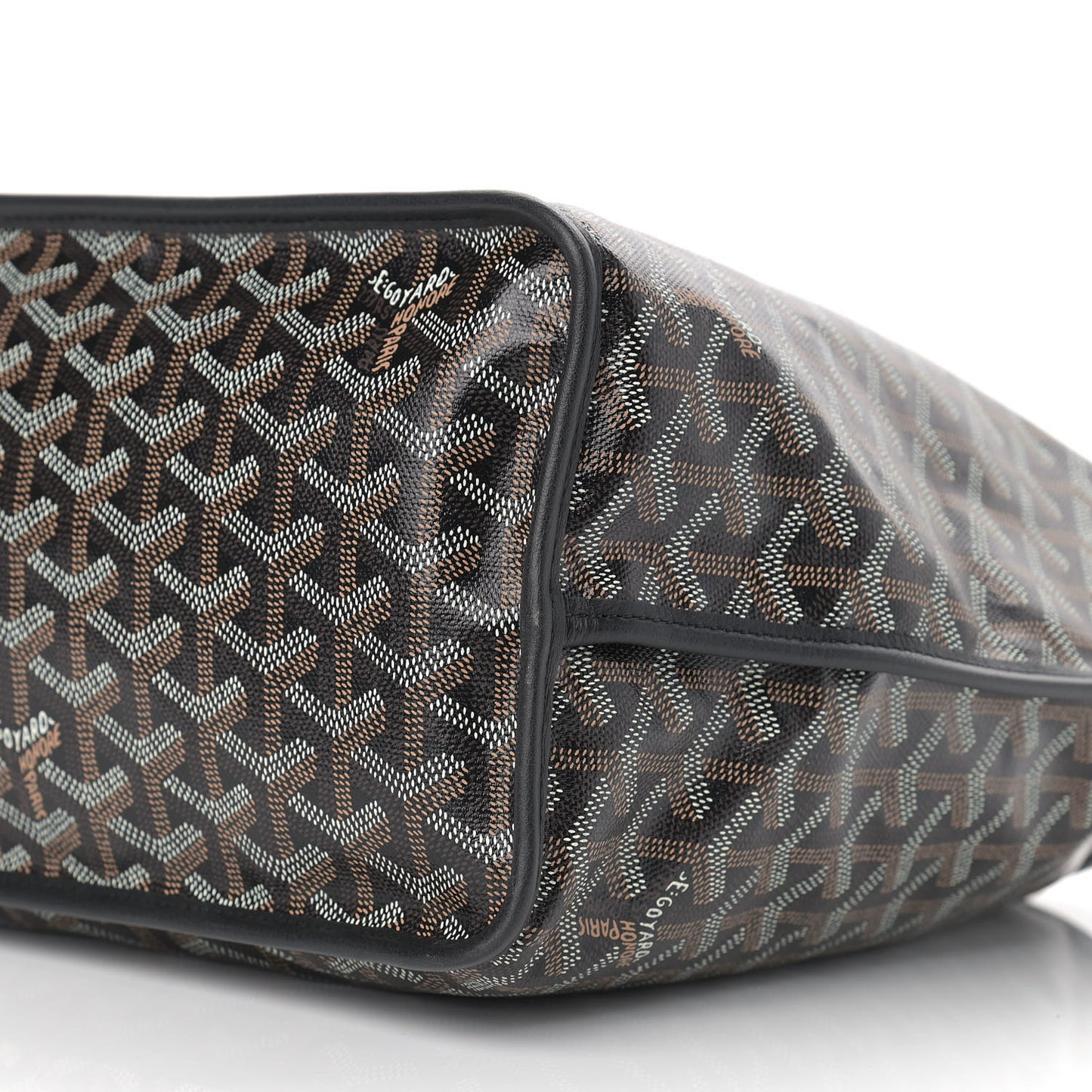 Goyardine Reversible Anjou PM Black