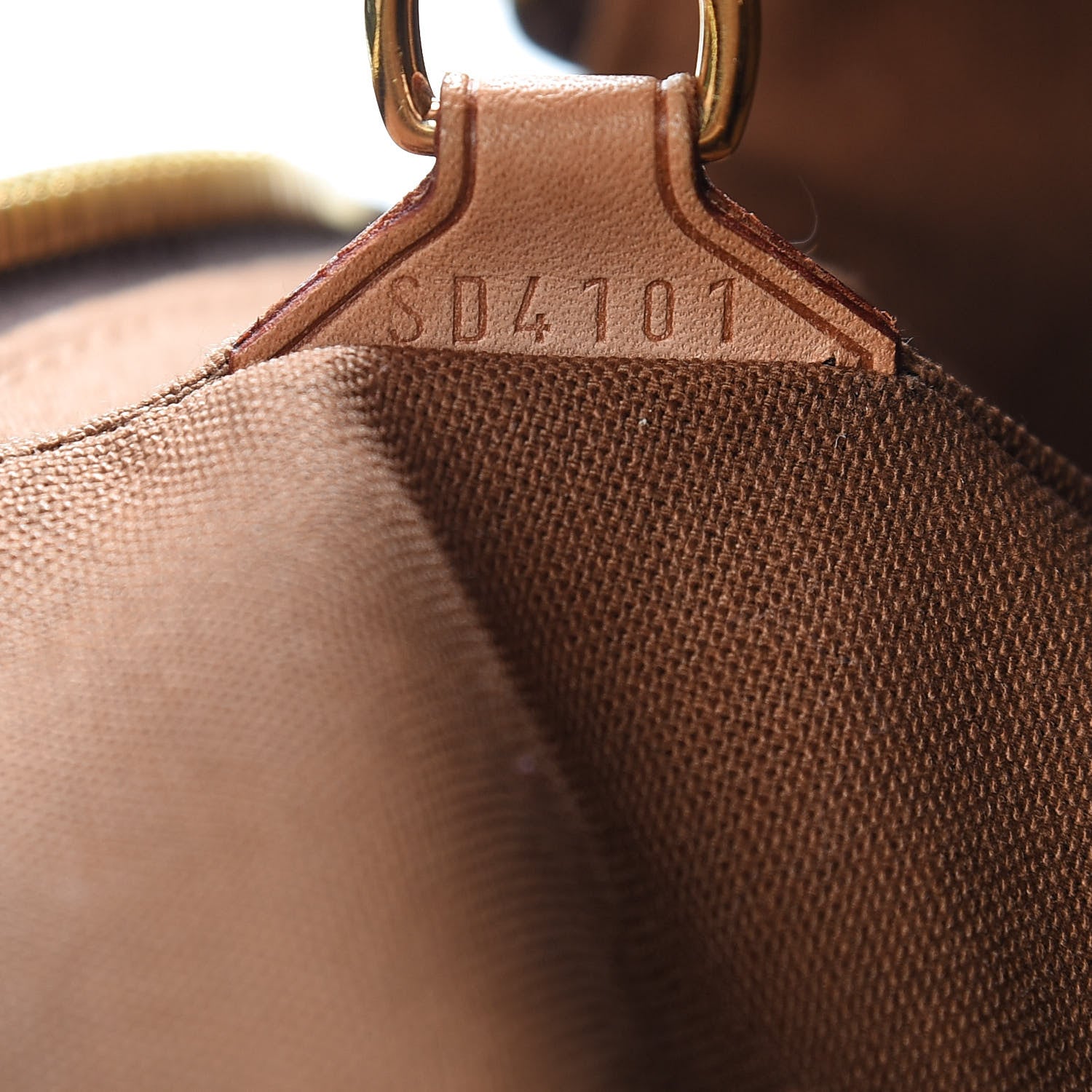 Louis Vuitton Monogram Tivoli GM 7 of 22