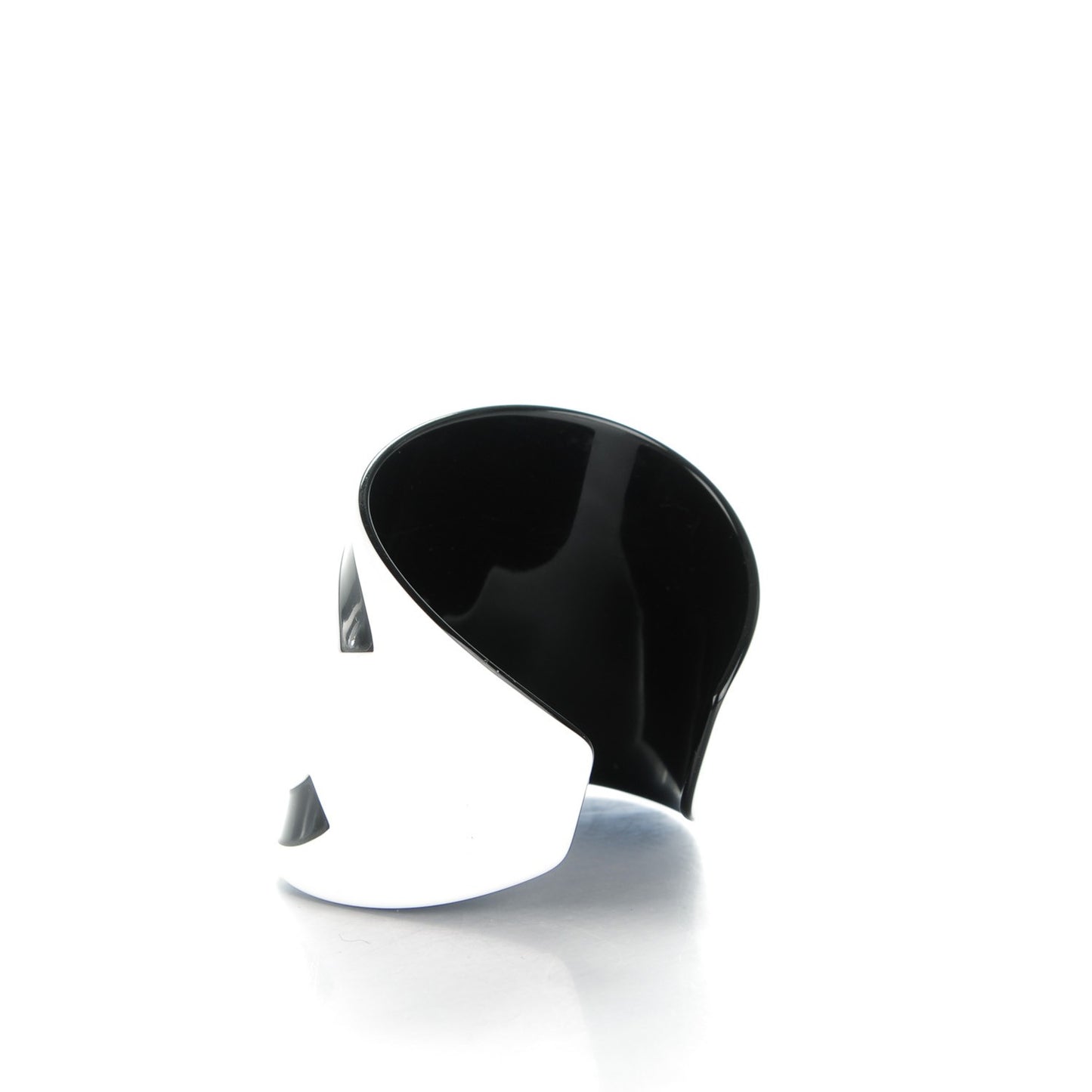 Resin CC Cuff White Black