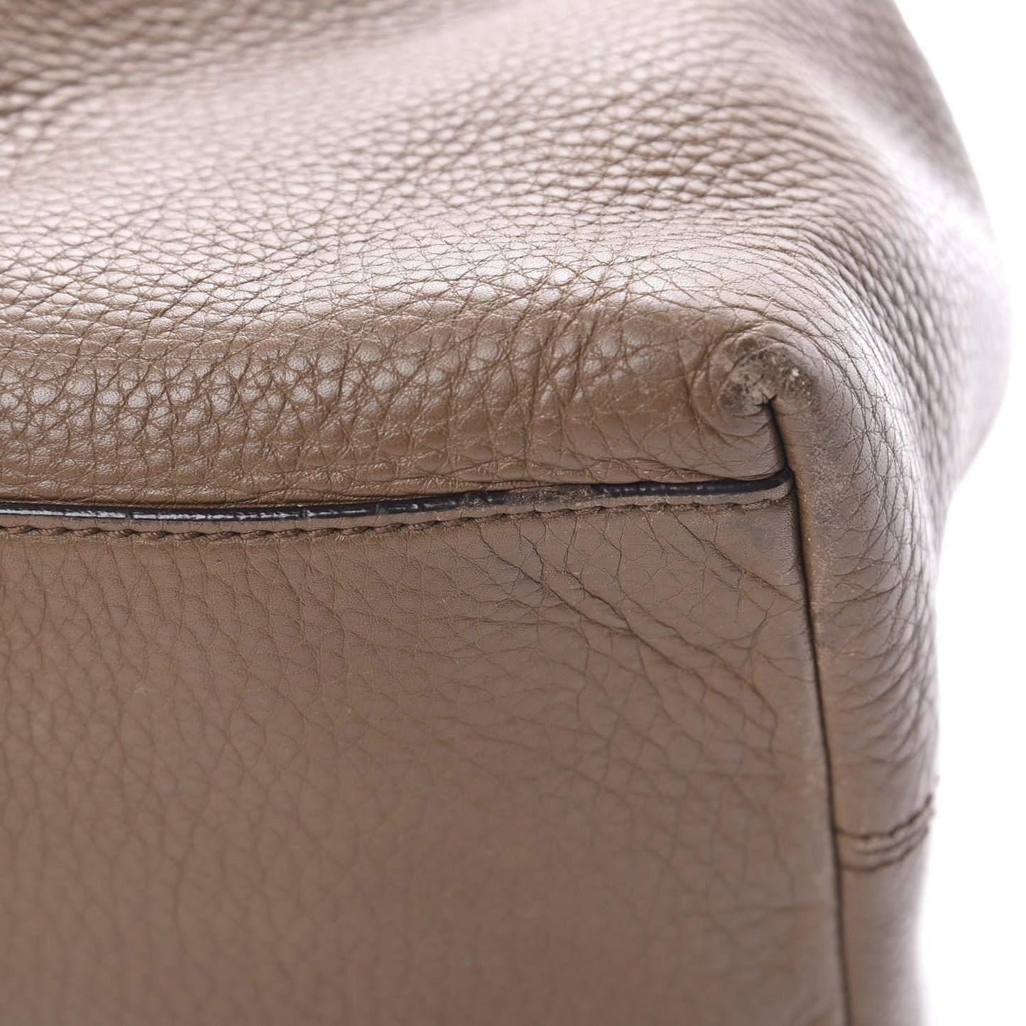 Cellarius Calfskin Medium Soho Chain Shoulder Bag Acero