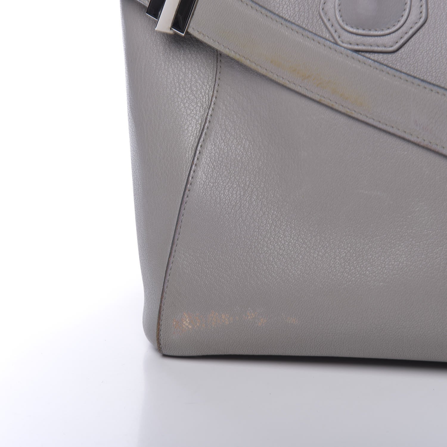 Givenchy Sugar Goatskin Medium Antigona Pearl Grey 19 of 32