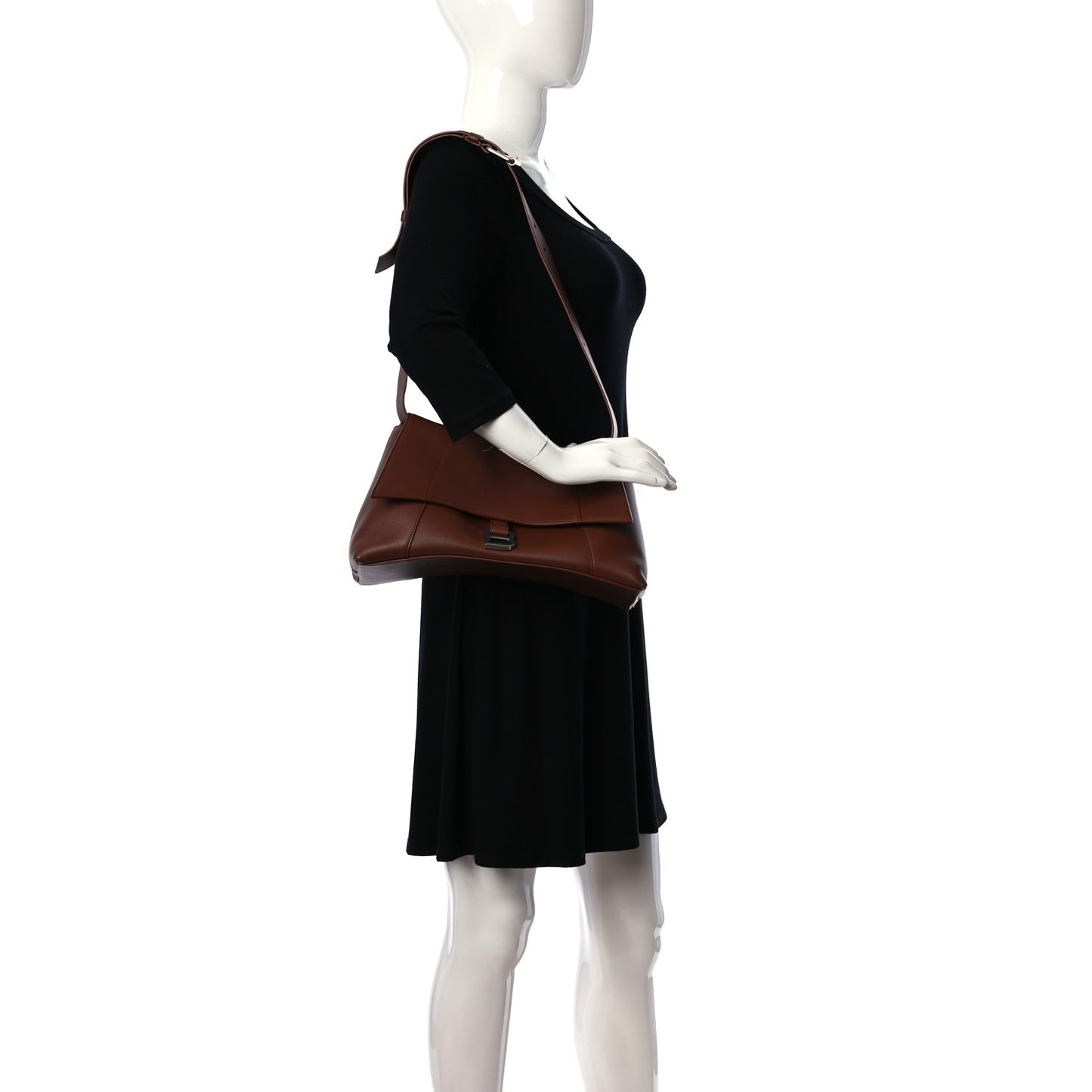 Semi Shiny Smooth Calfskin M Downtown Shoulder Bag Dark Tan
