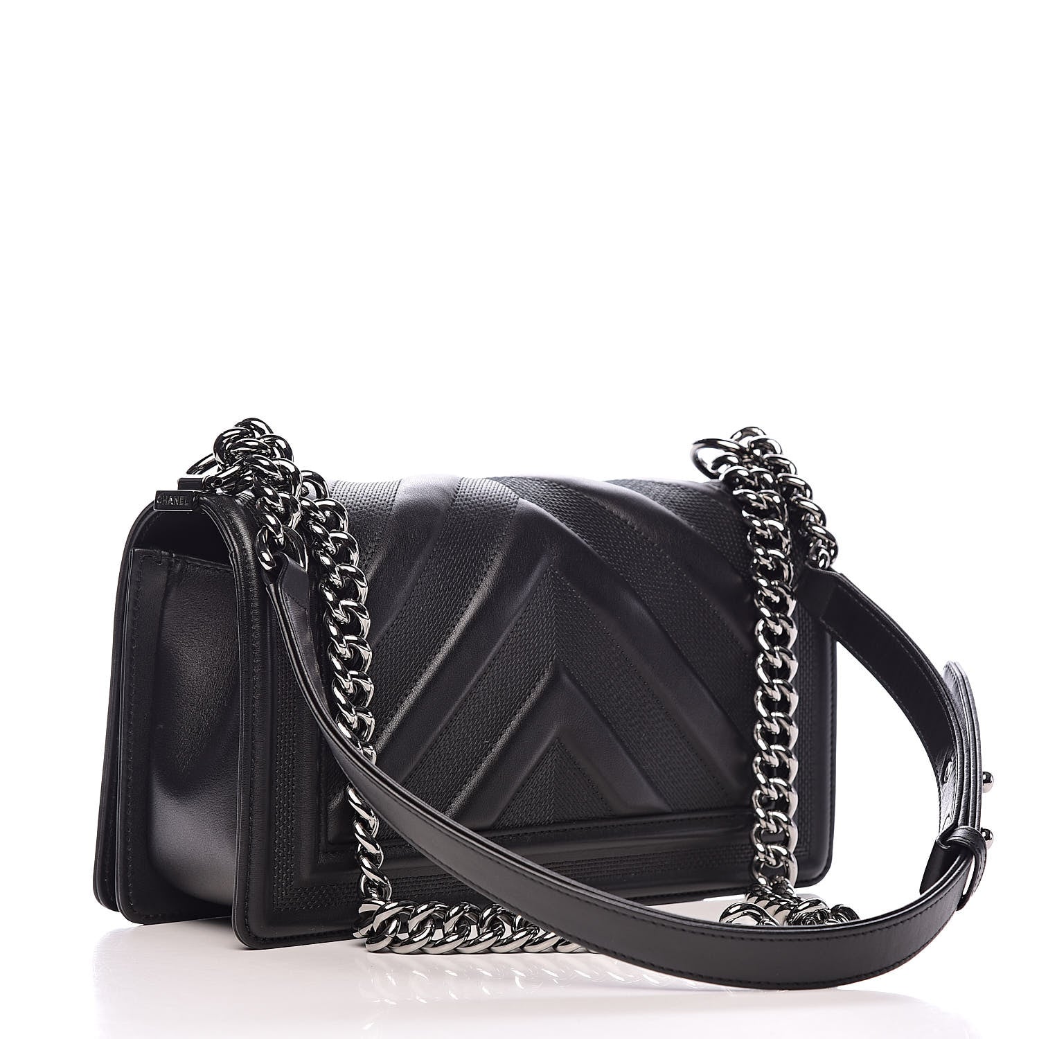 Chanel Calfskin Chevron Medium Boy Flap Black 3 of 11