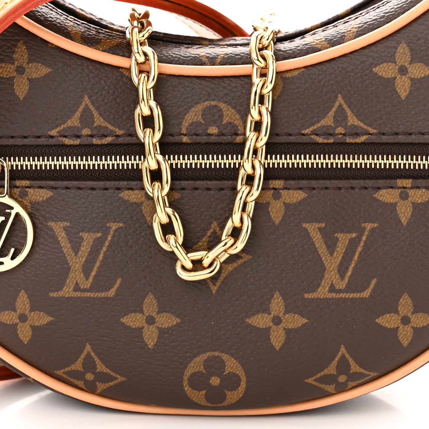 Monogram Loop
