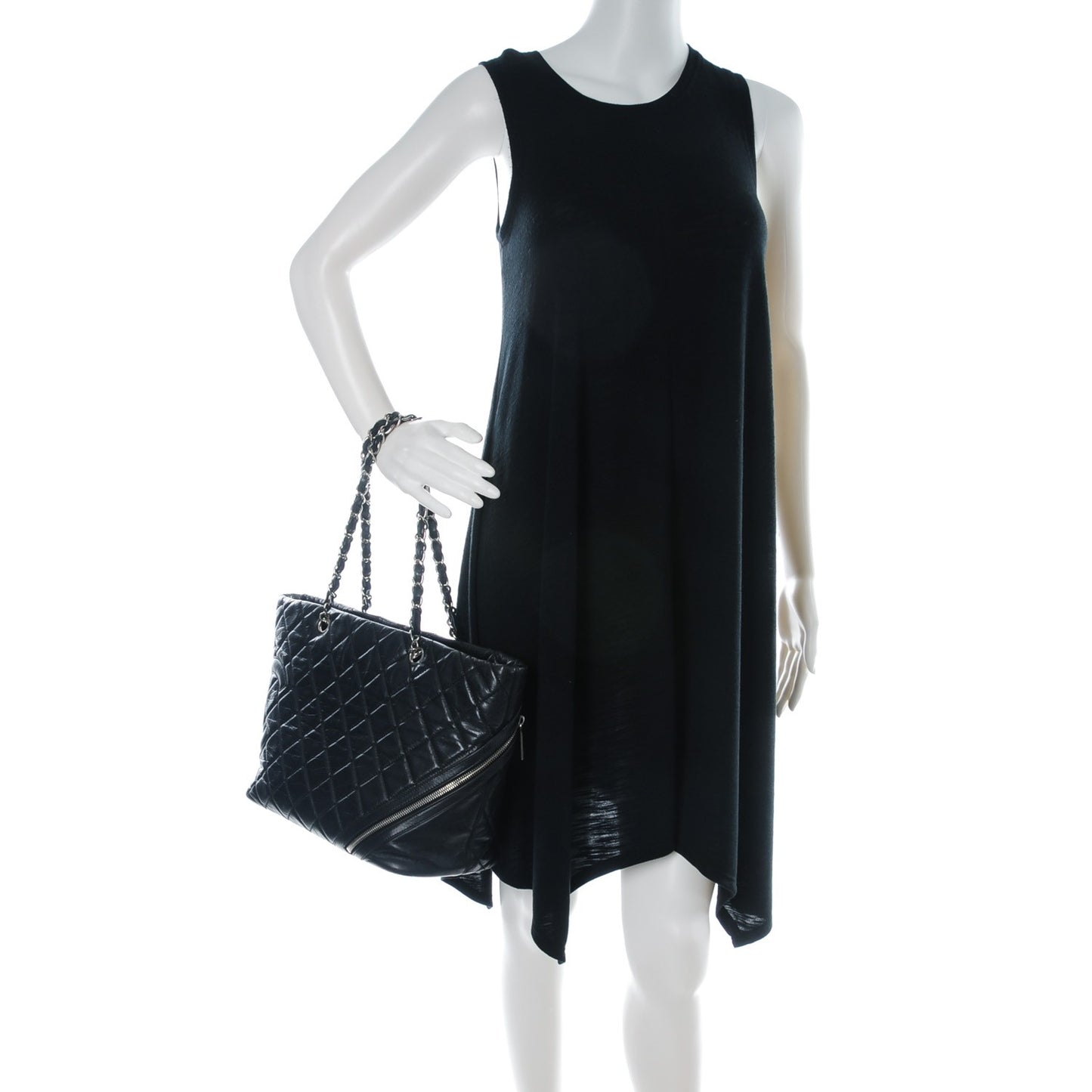 Aged Calfskin Quilted Large Cotton Club Tote Black