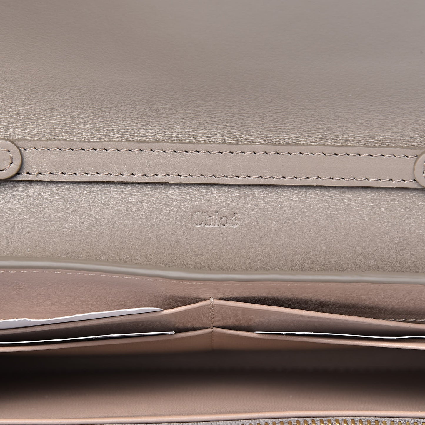 Grained Calfskin Aby Chain Wallet Motty Grey