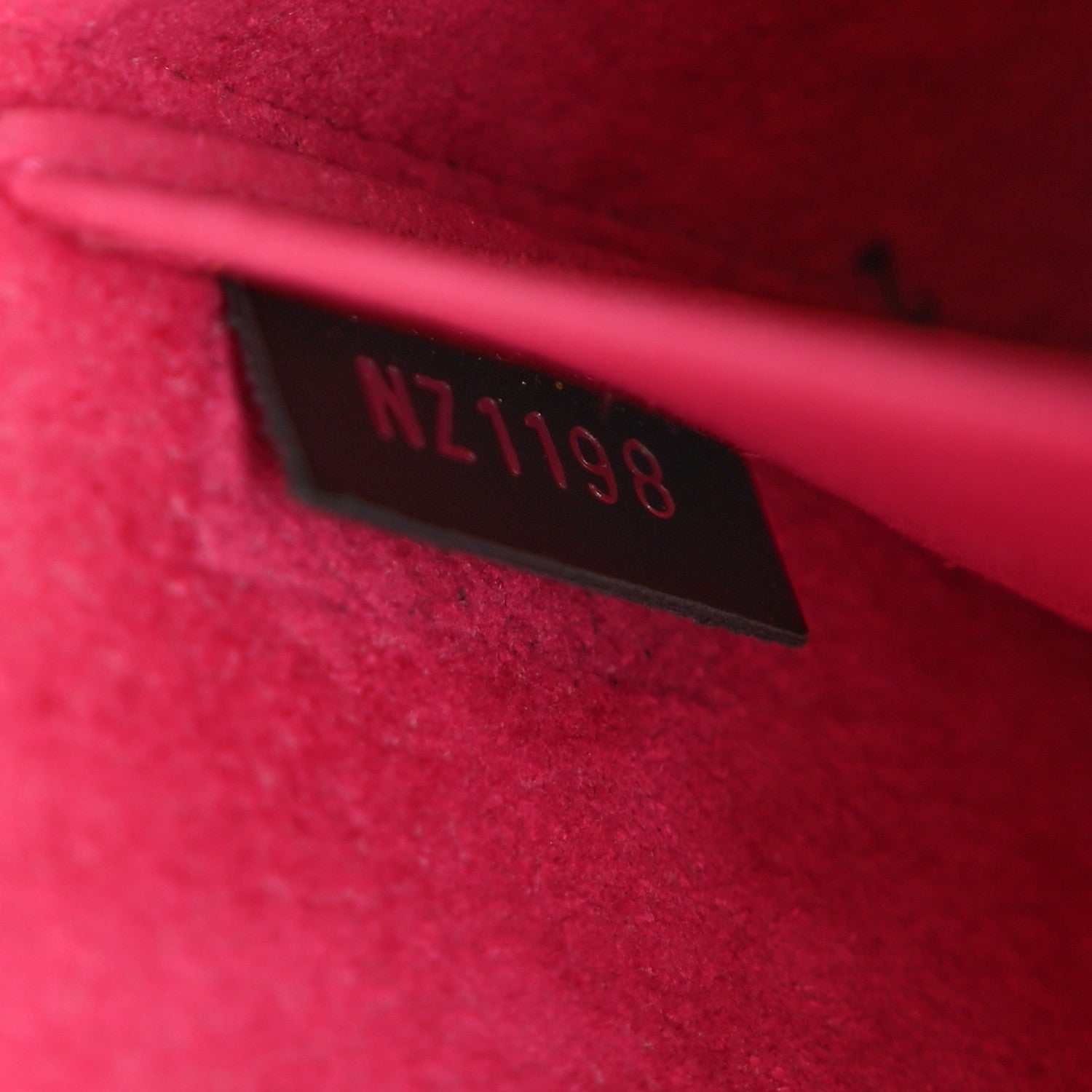 Louis Vuitton Epi Pochette Felicie Black Hot Pink 8 of 13