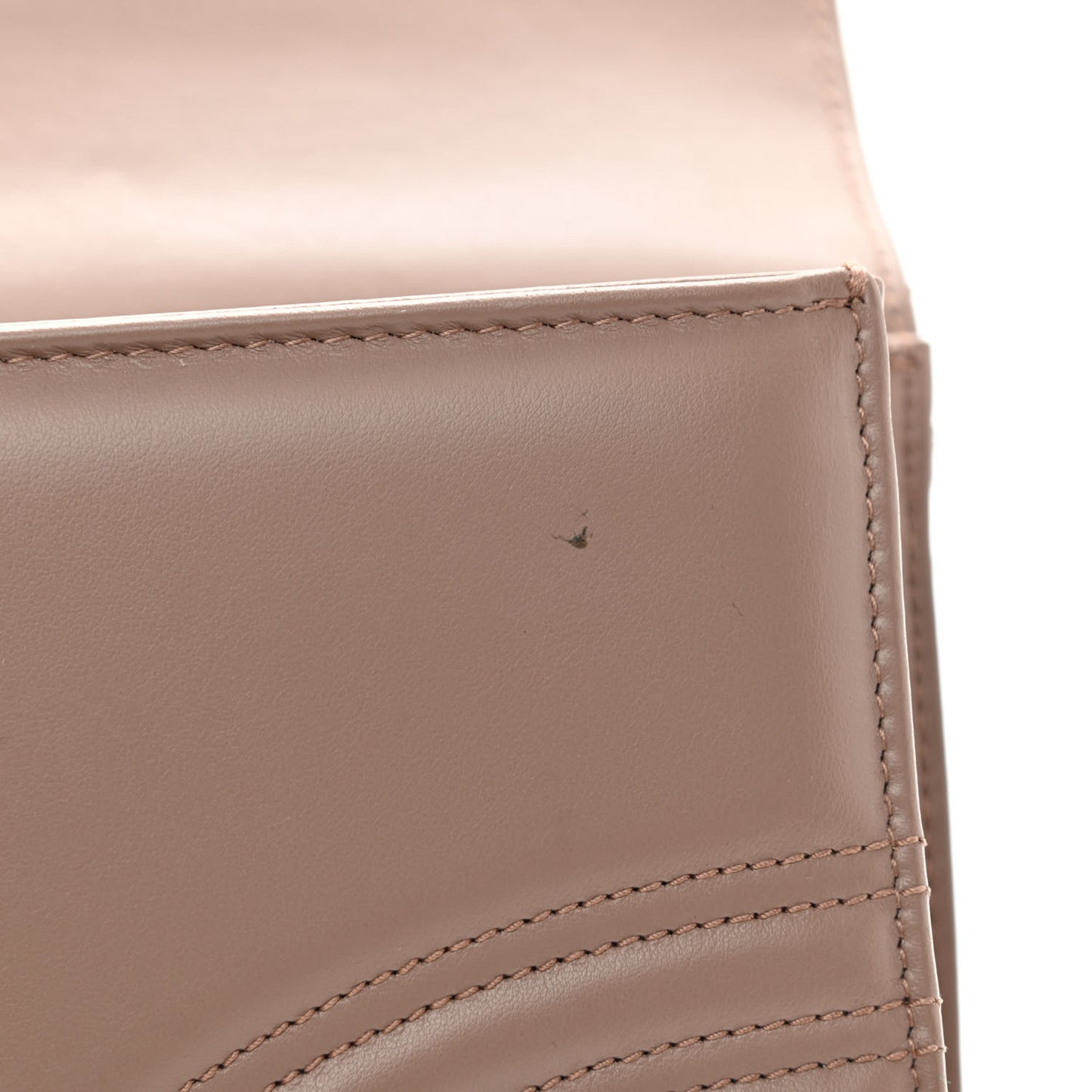 Calfskin Matelasse GG Marmont Clutch Porcelain Rose