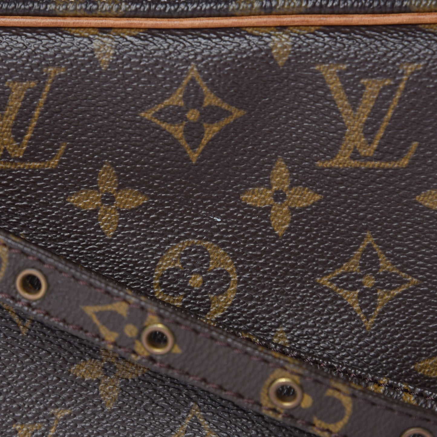 Monogram Pochette Marly Bandouliere