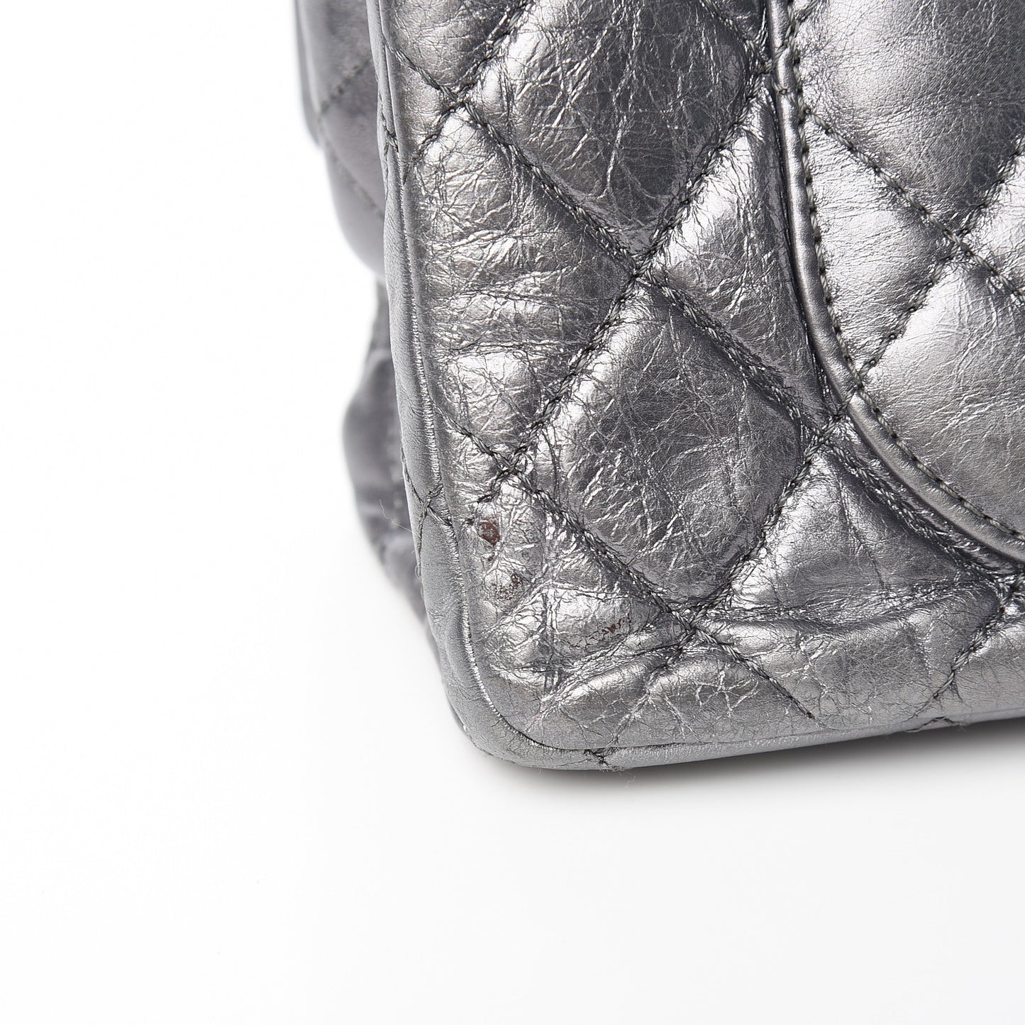 Metallic Aged Calfskin Quilted 2.55 Reissue 227 Flap Dark Silver