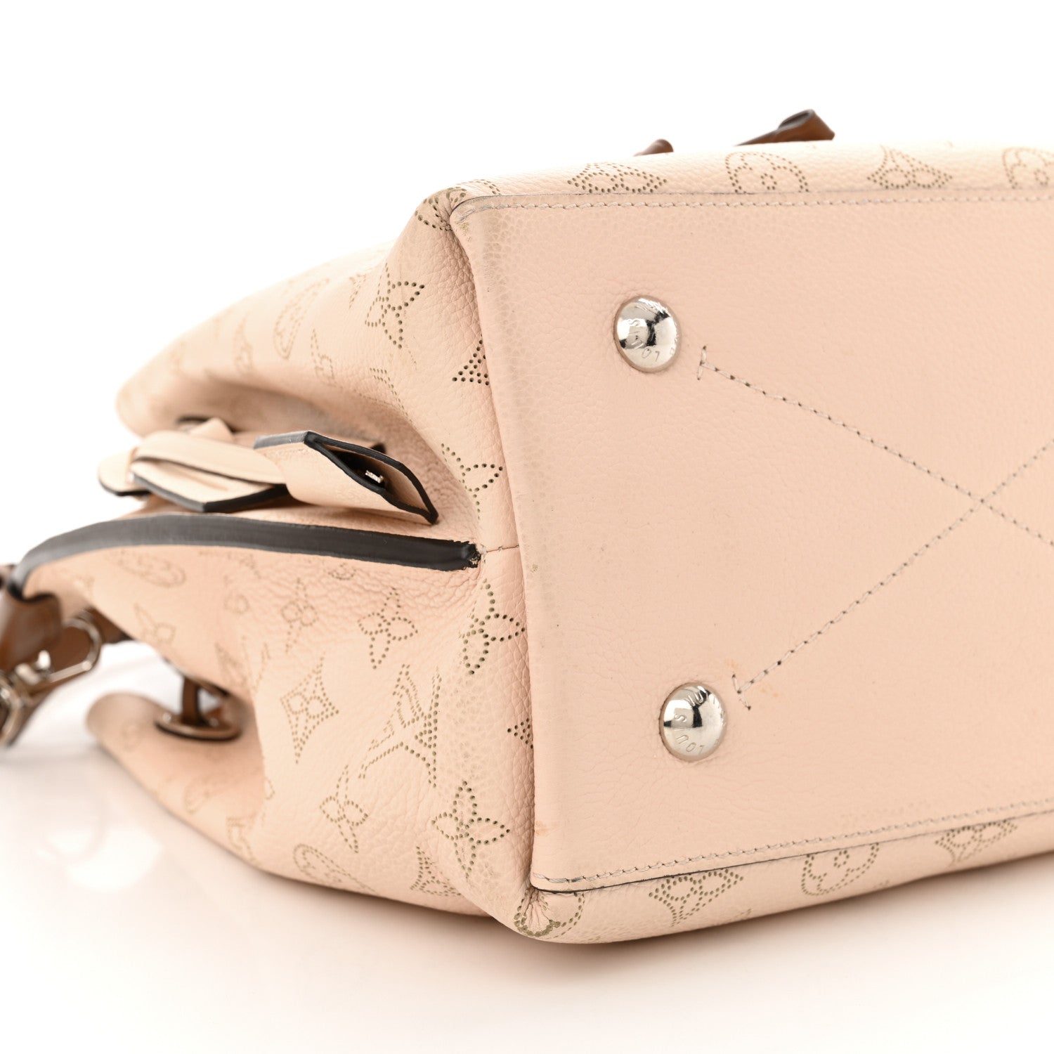 Louis Vuitton Mahina Muria Creme 8 of 11