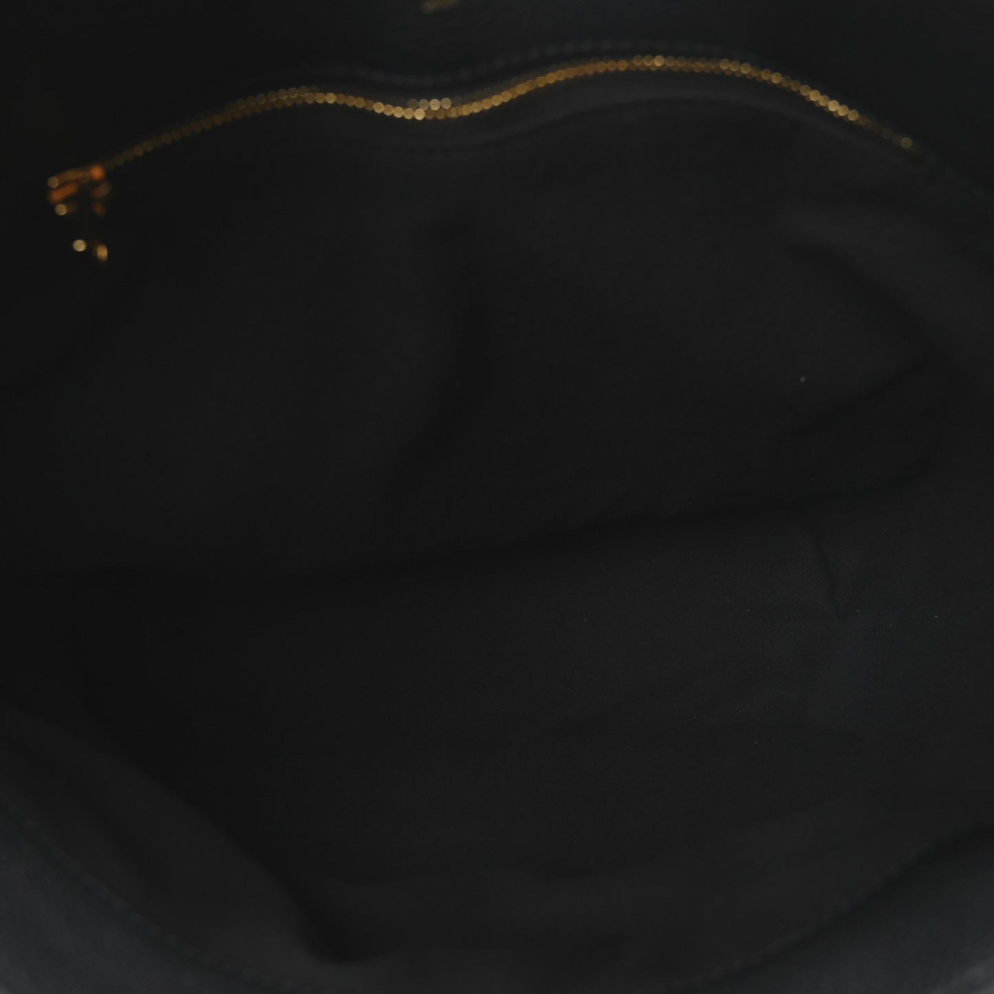 Grain Calfskin Medium Tara Bucket Bag Black