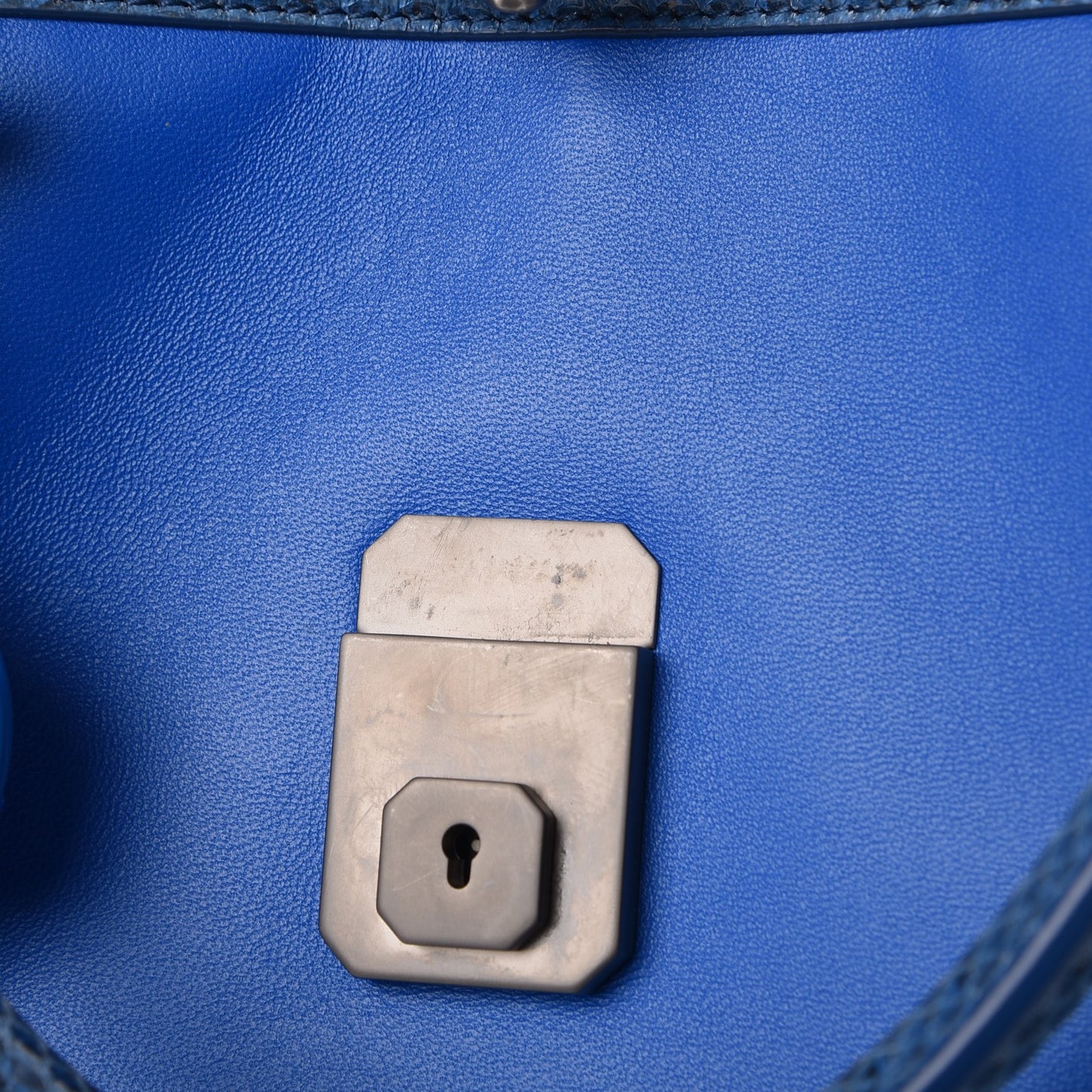 Nappa Ayers Medium Roma Tote Bleuette
