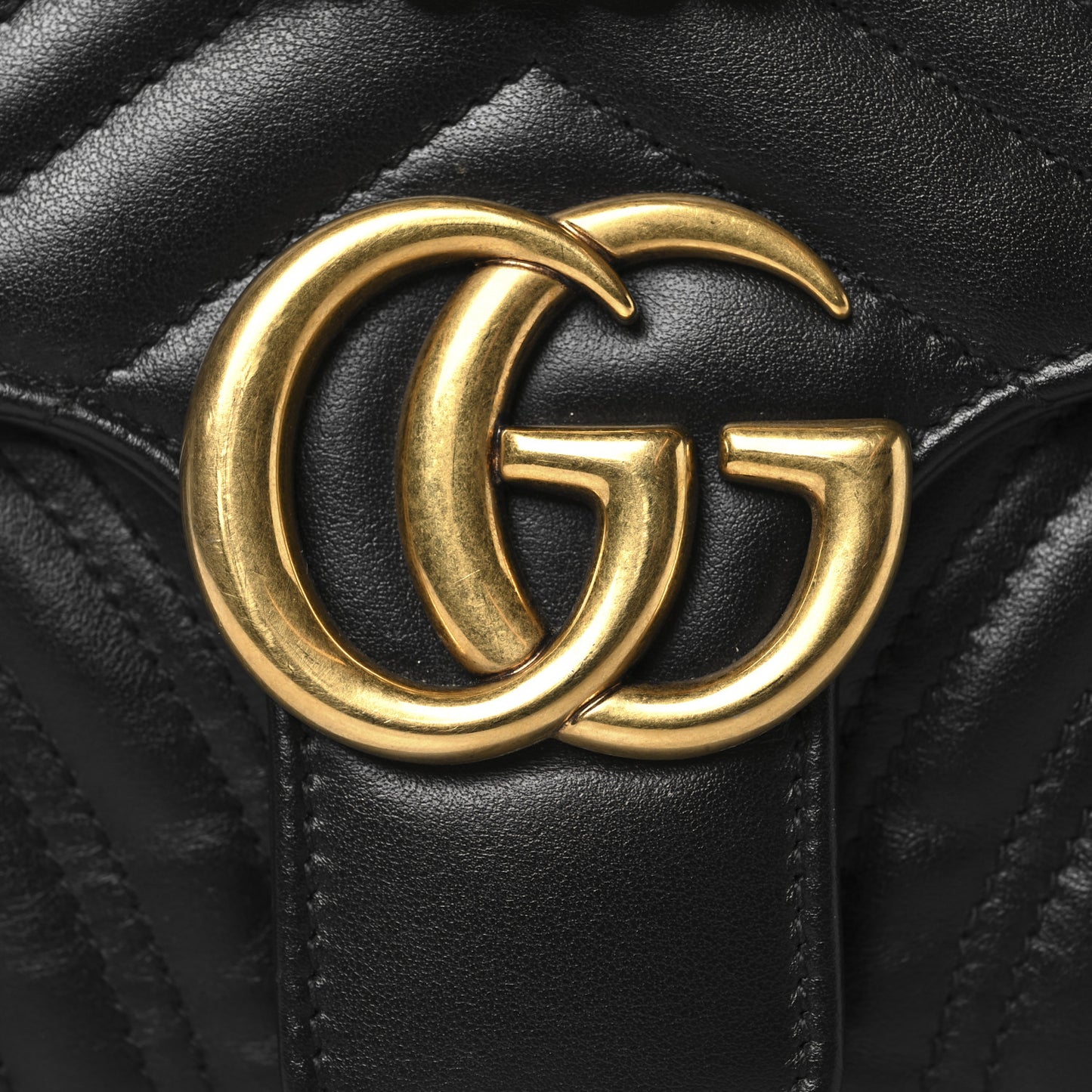 Calfskin Matelasse Small GG Marmont Shoulder Bag Black
