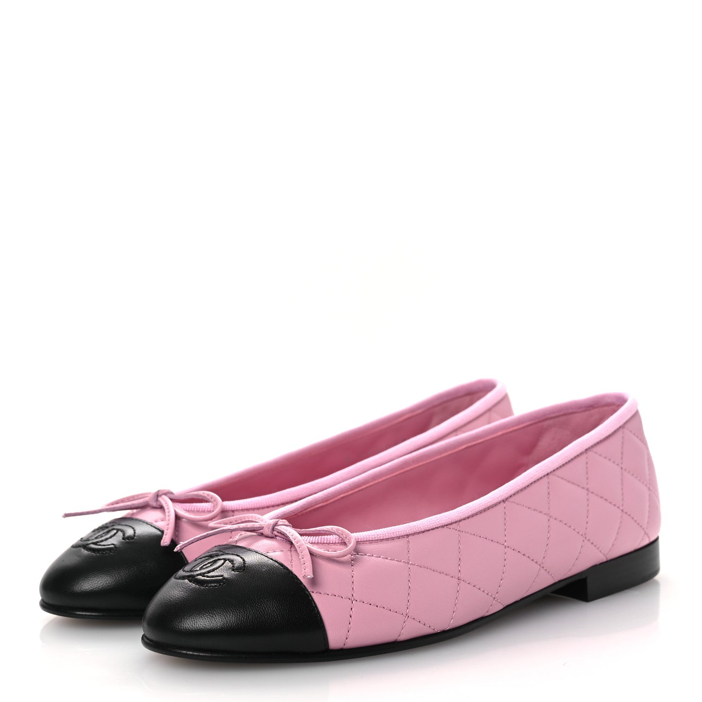 Lambskin Quilted CC Cap Toe Ballerina Flats 37 Light Pink Black