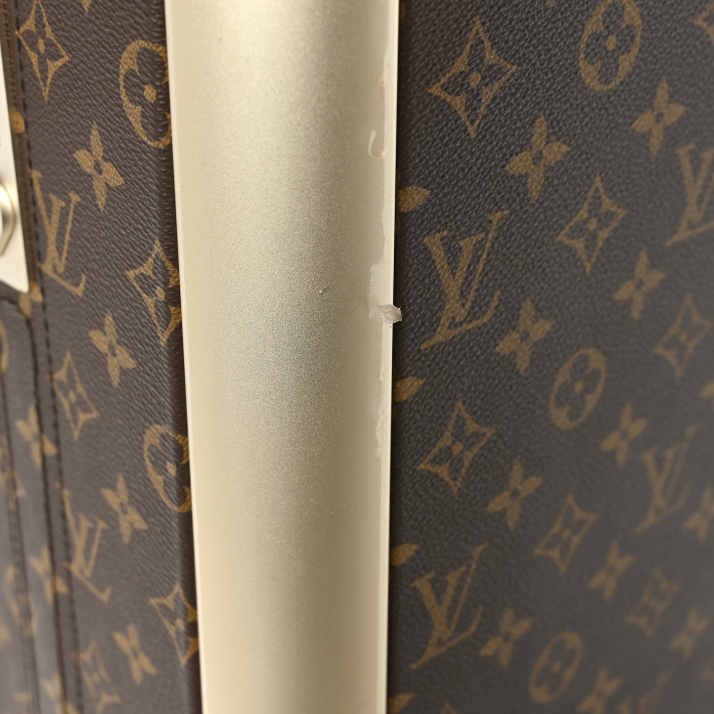 Monogram Horizon 50