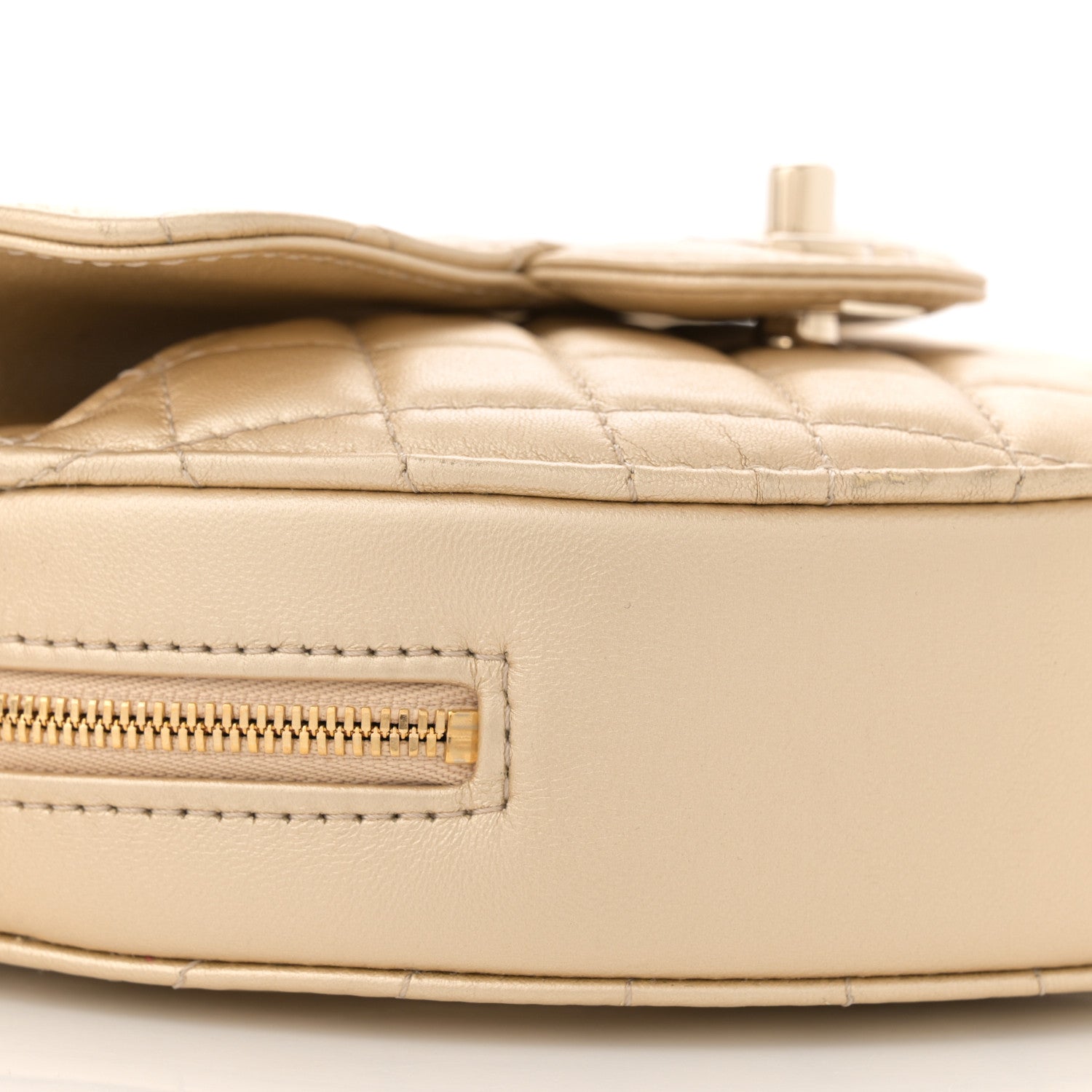 Chanel Metallic Lambskin Quilted CC In Love Heart Bag Gold 9 of 11