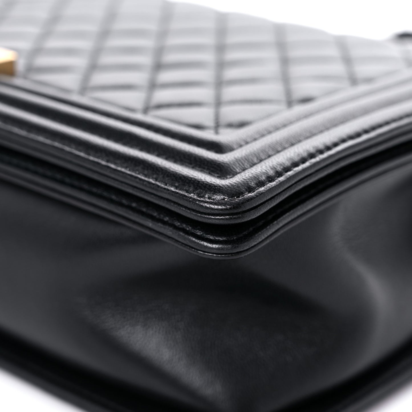 Lambskin Quilted New Medium Boy Flap Black