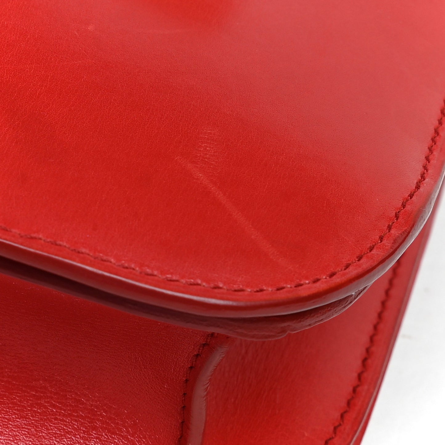 Box Calfskin Medium Classic Box Flap Bag Red