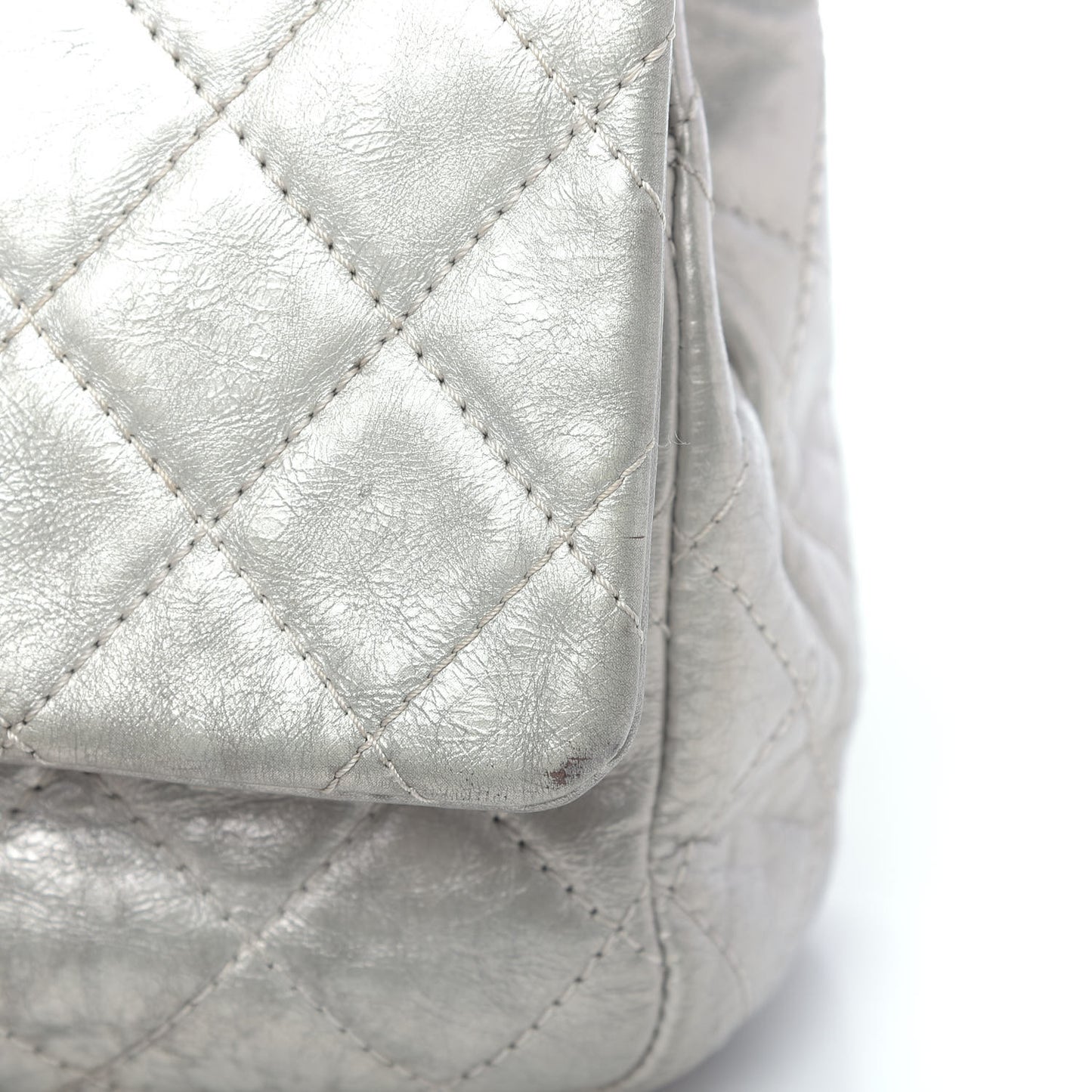 Metallic Aged Calfskin Quilted 2.55 Reissue 227 Flap Silver