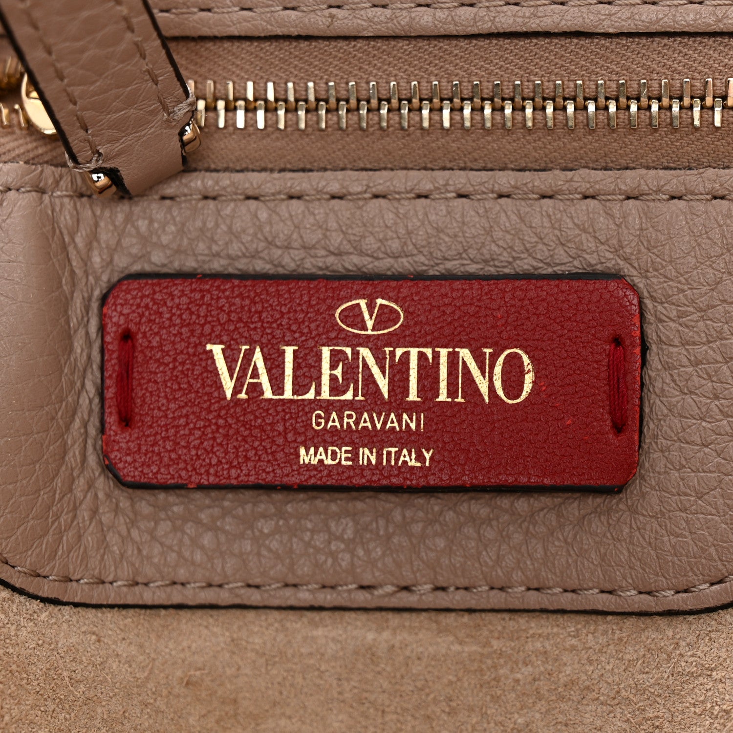 Valentino Garavani Grained Calfskin Rockstud Shoulder Tote Poudre 6 of 9