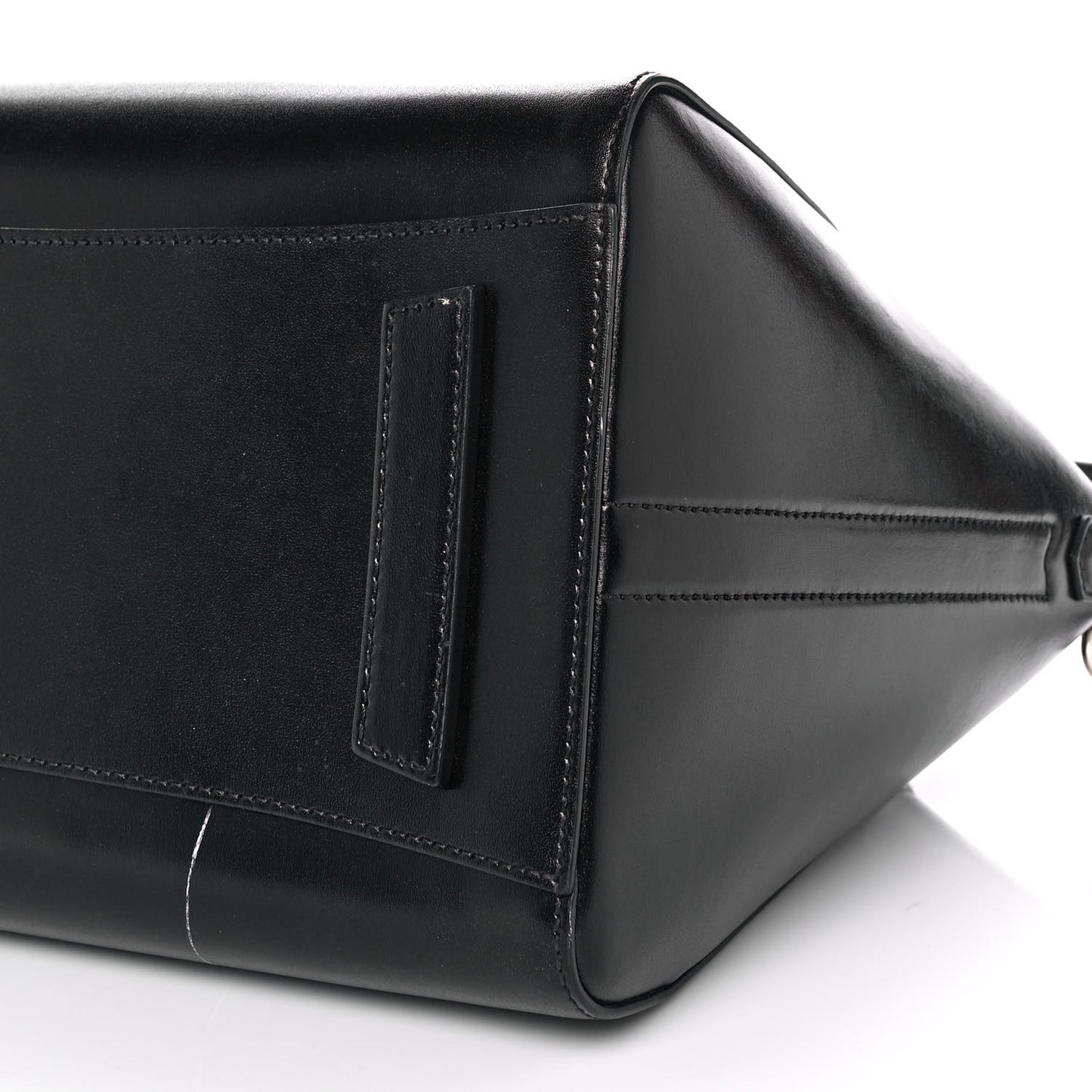 Shiny Lord Calfskin Medium Antigona Black