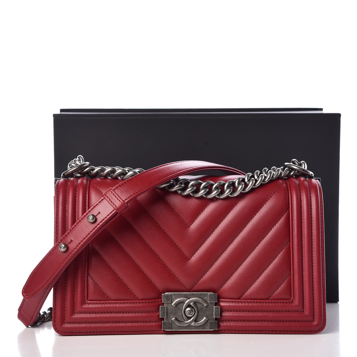 Calfskin Chevron Quilted Medium Boy Flap Red