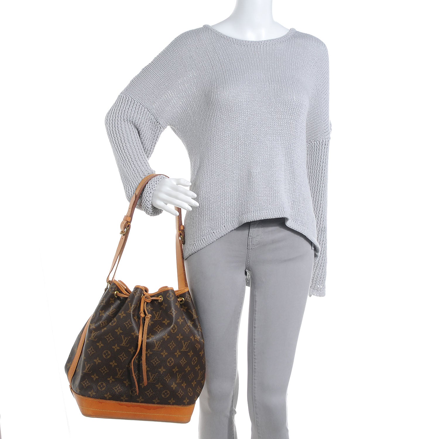 Louis Vuitton Monogram Noe 2 of 10
