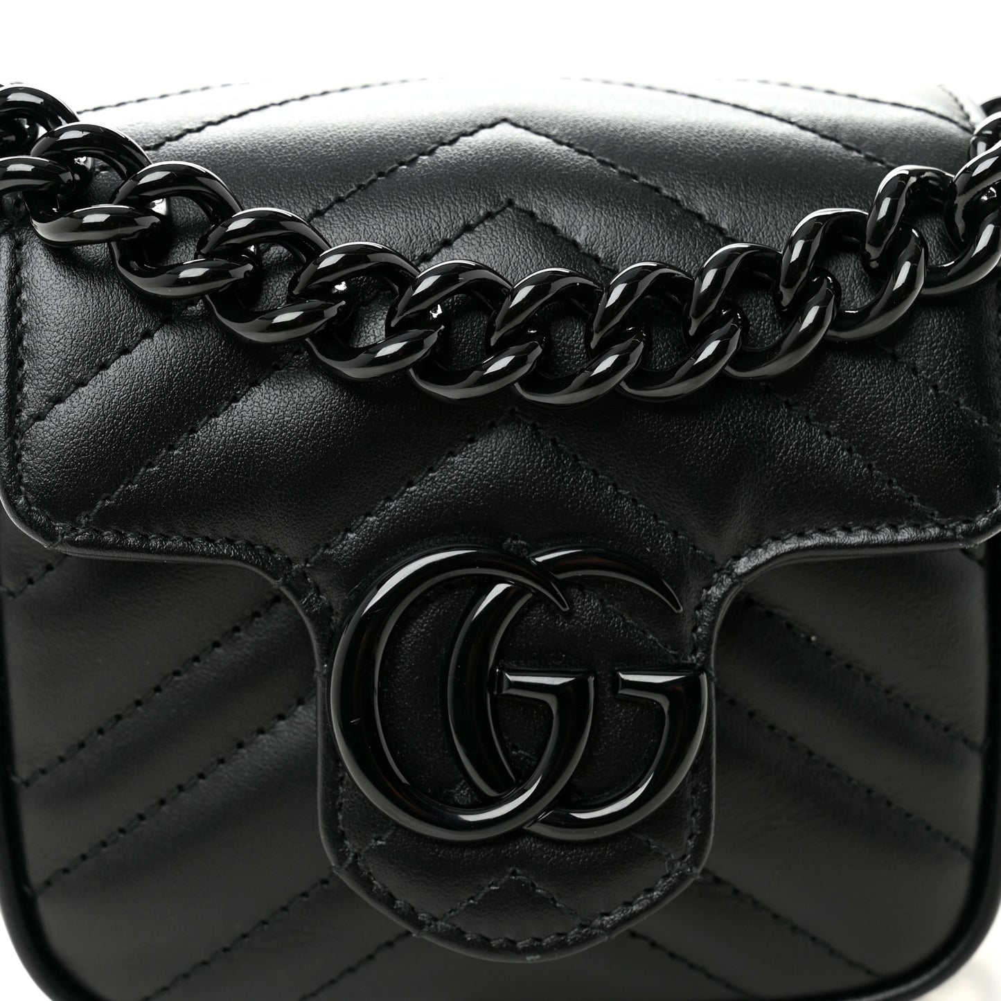 Calfskin Matelasse Monochrome GG Marmont Chain Mini Belt Bag Black