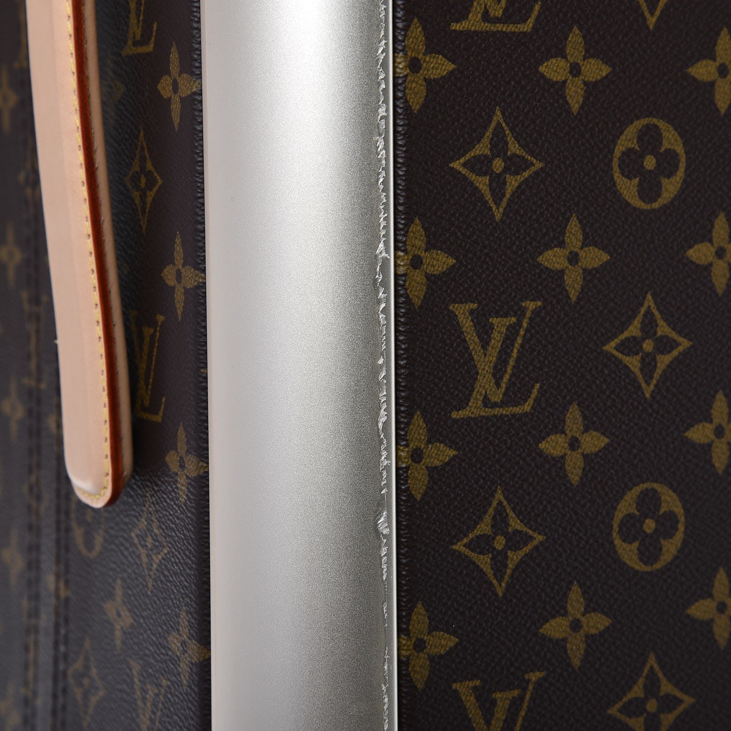 Louis Vuitton Monogram Horizon 70 12 of 19