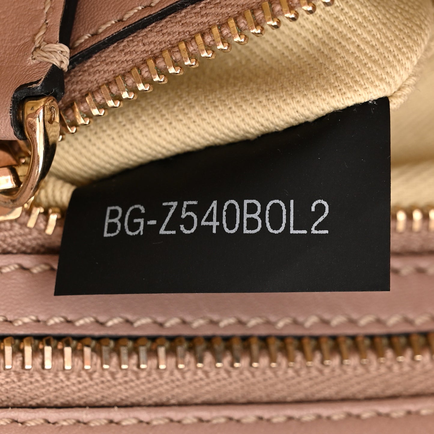 Vitello Small Rockstud Double Handle Tote Poudre