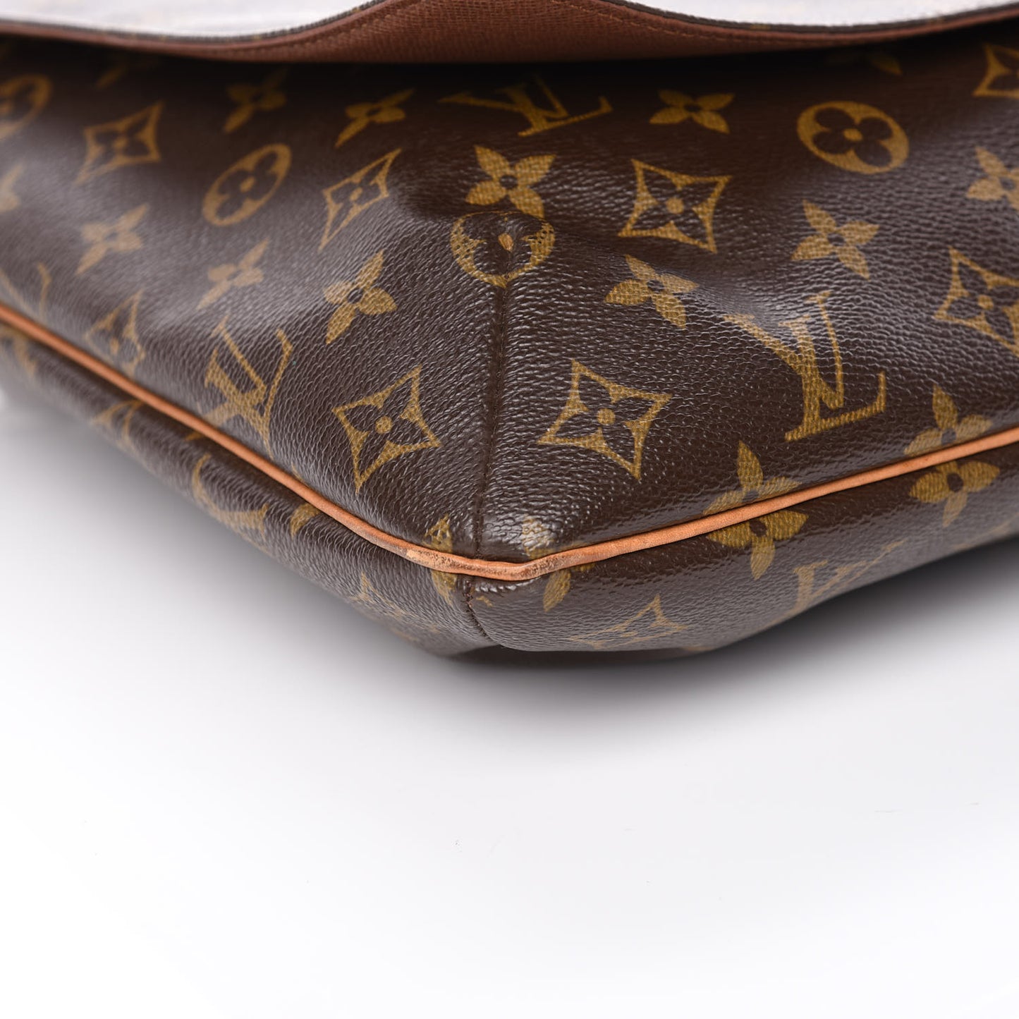 Monogram Musette GM