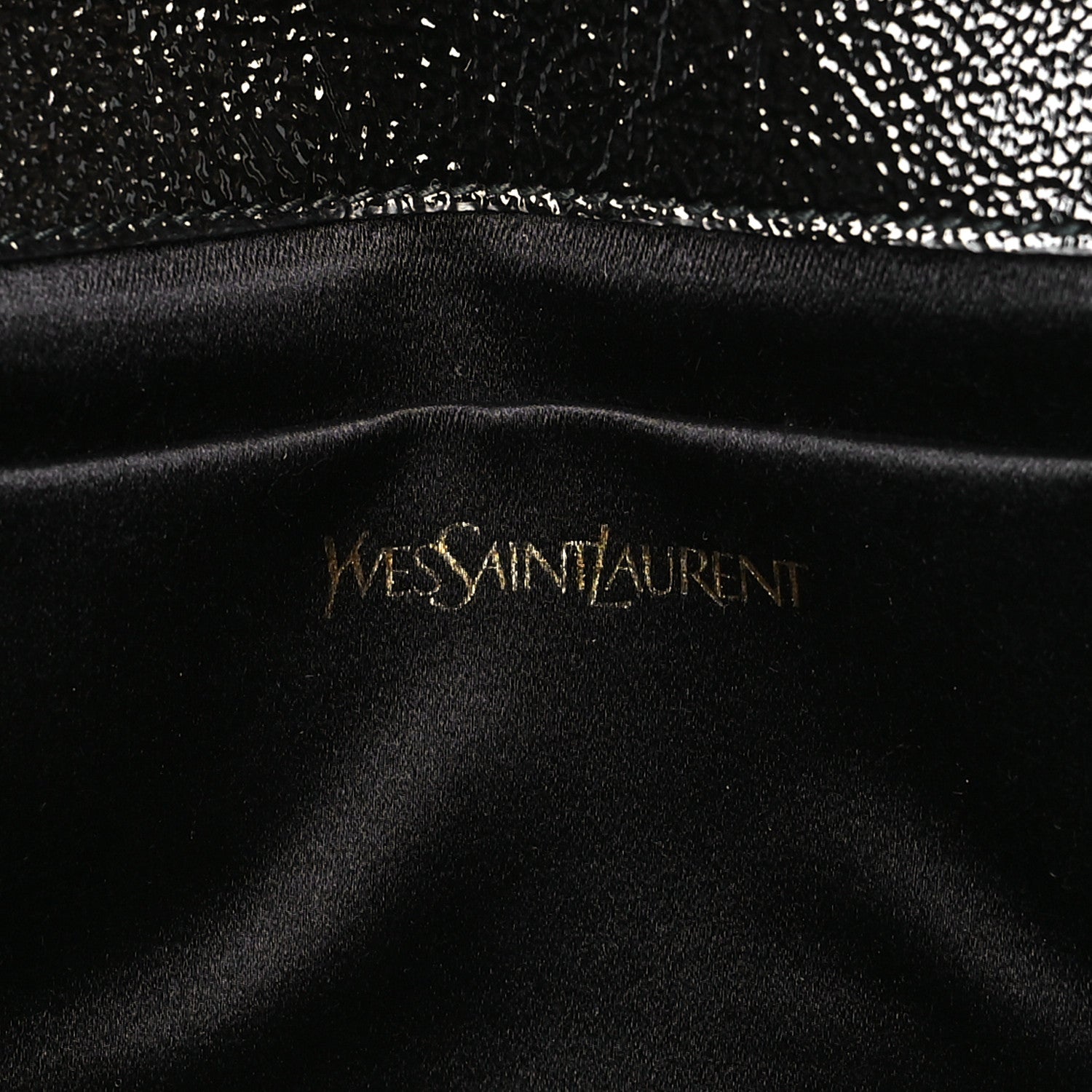 Saint Laurent Textured Patent Monogram Small Belle De Jour Clutch Black 6 of 9