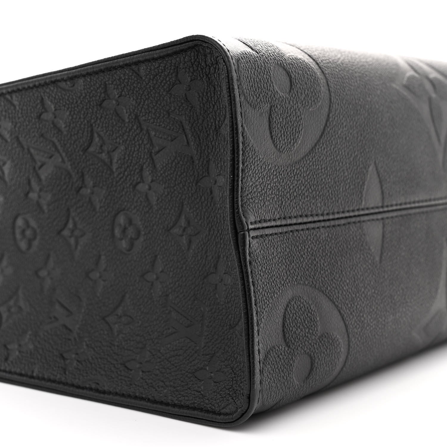 Louis Vuitton Empreinte Monogram Giant OnTheGo MM Black 8 of 11