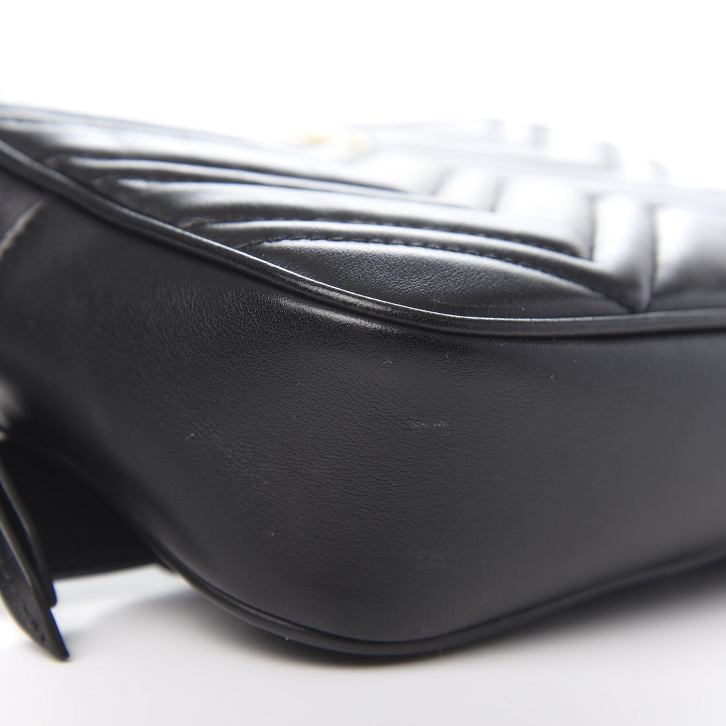 Calfskin Matelasse Mens GG Marmont Belt Bag 90 36 Black