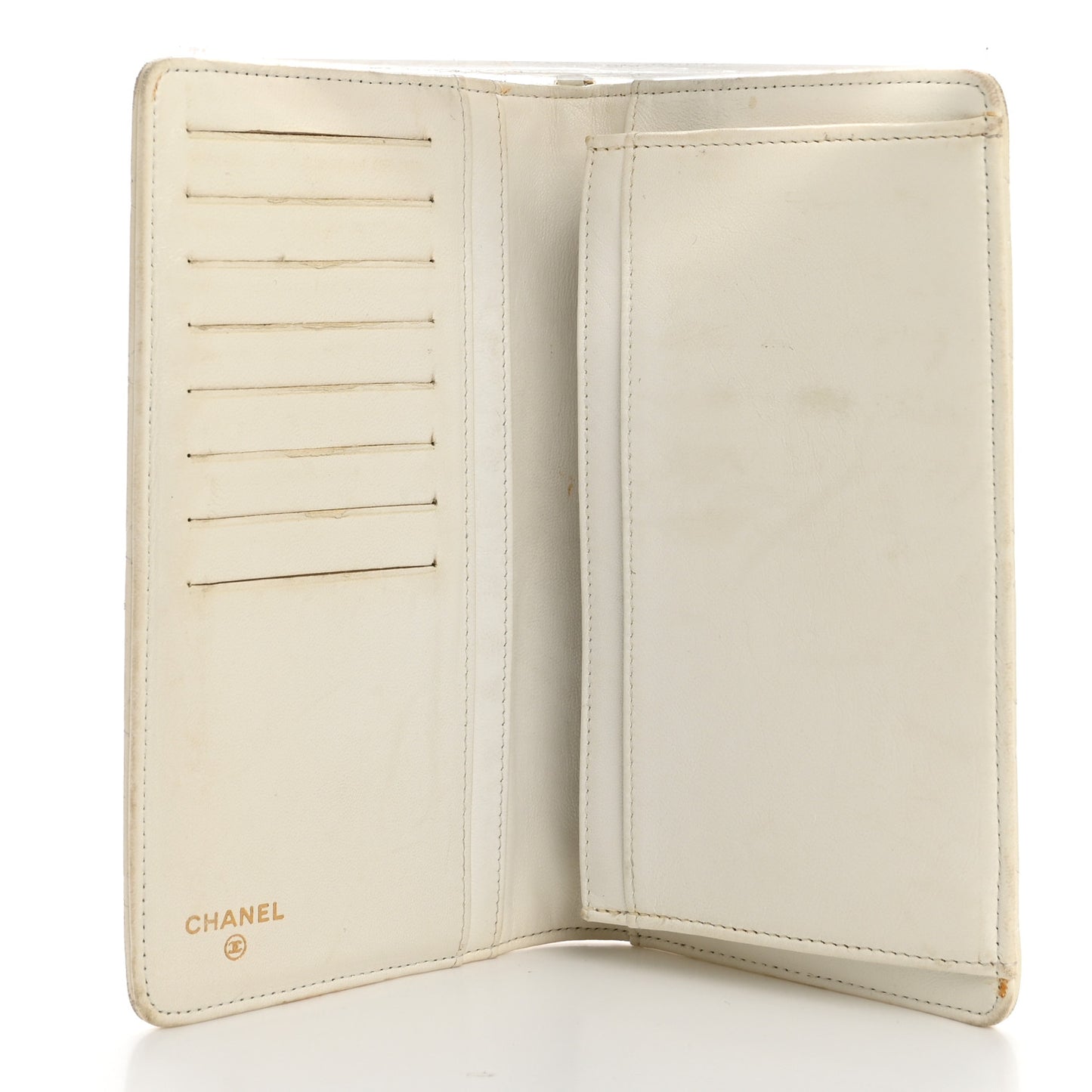 Lambskin Quilted Valentine Wallet White