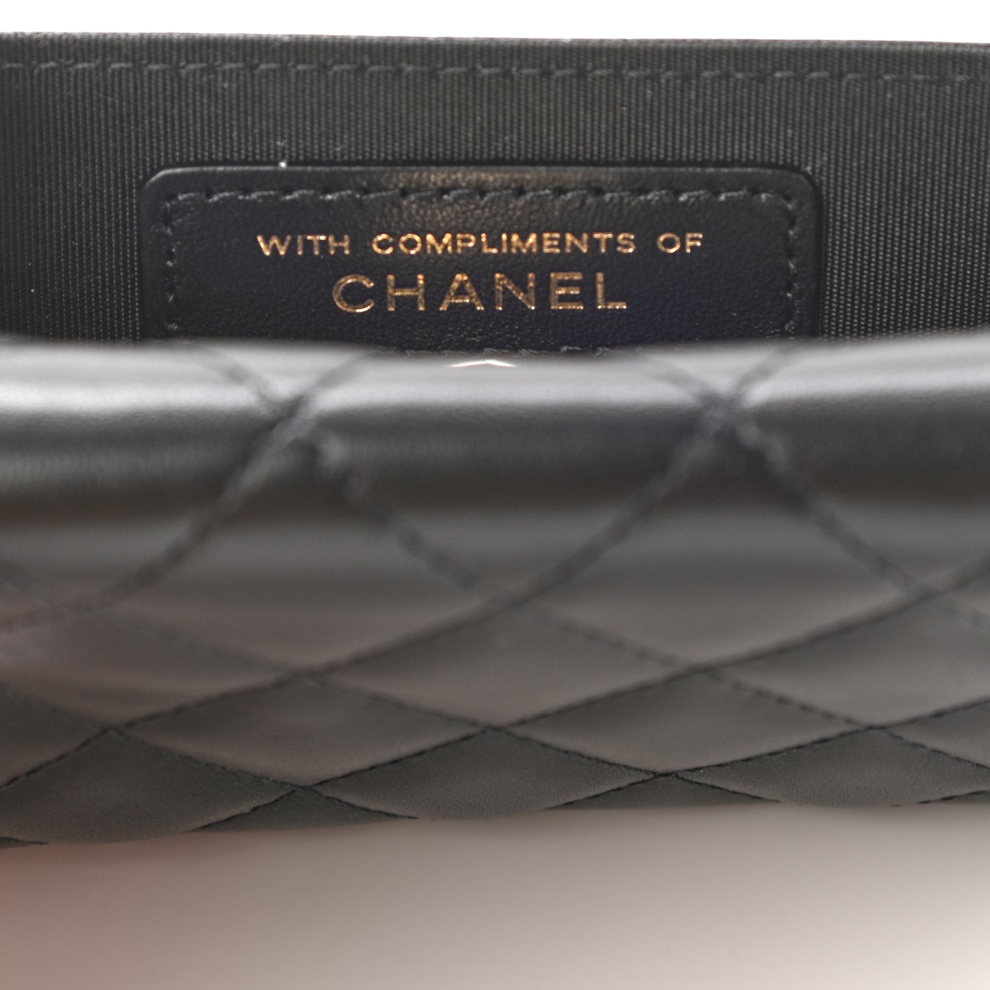 Quilted Medallion CC Card Holder Black
