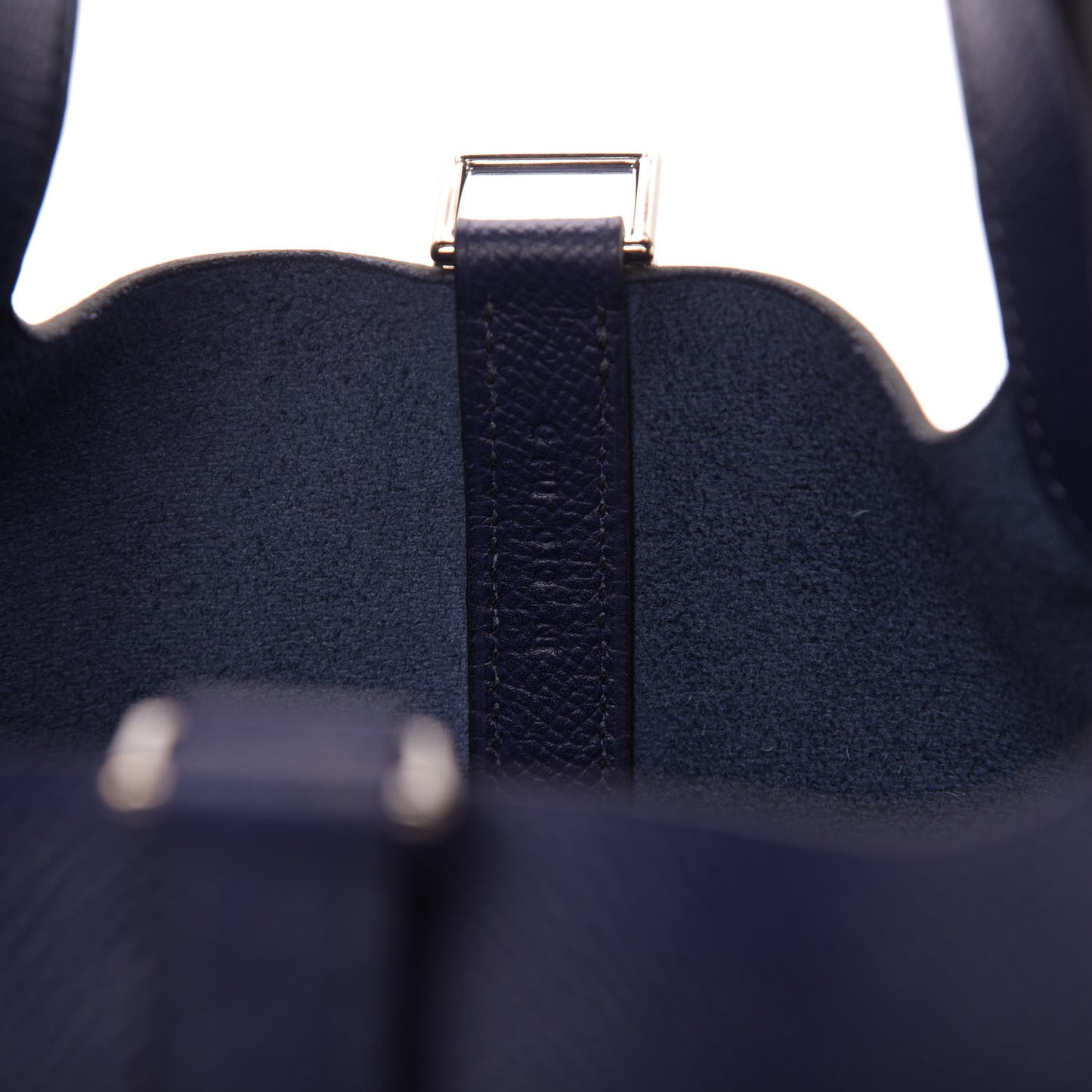 Epsom Tressage De Cuir Picotin Lock 18 PM Bleu Encre Brique Black