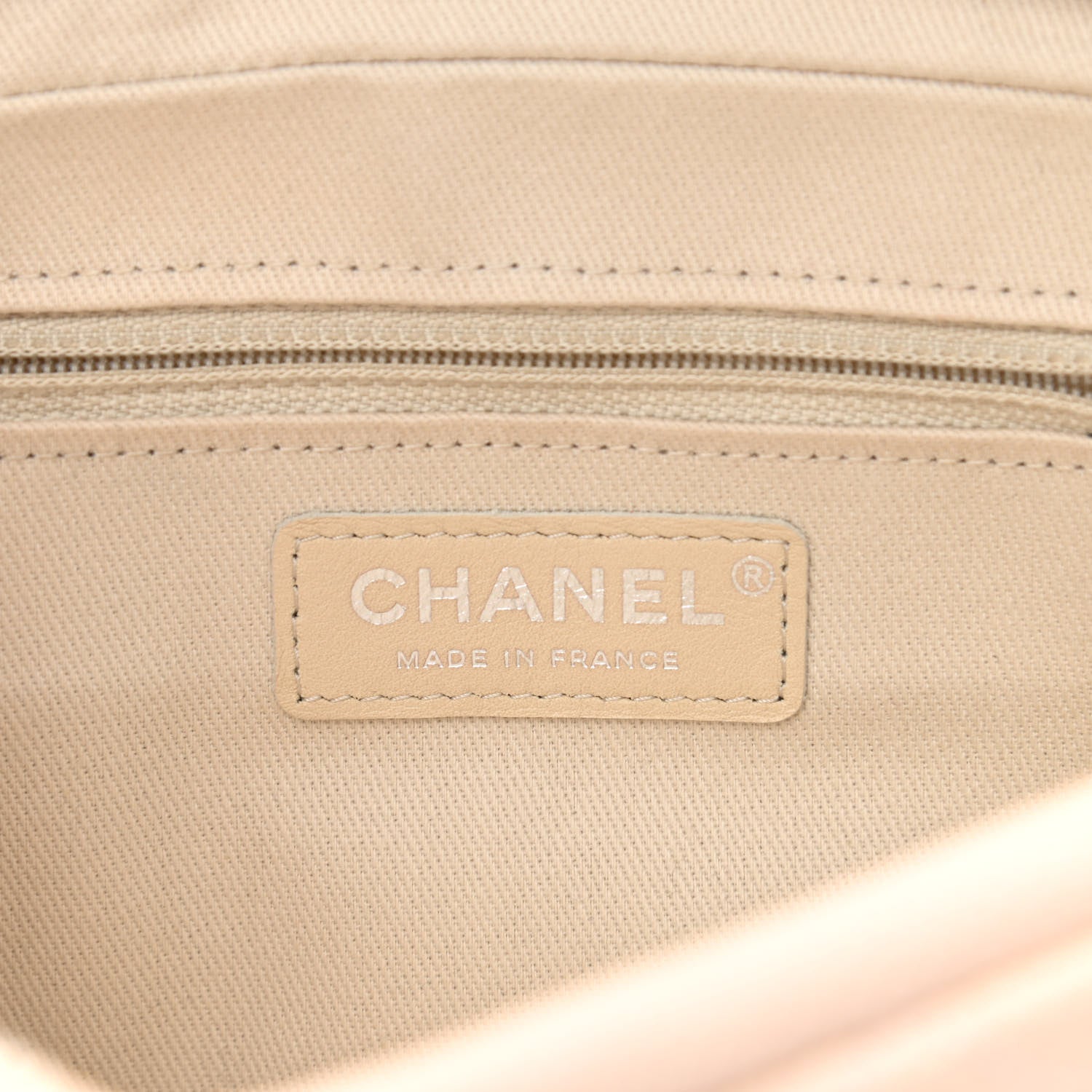 Chanel Caviar Quilted Medium Easy Flap Light Beige 5 of 12