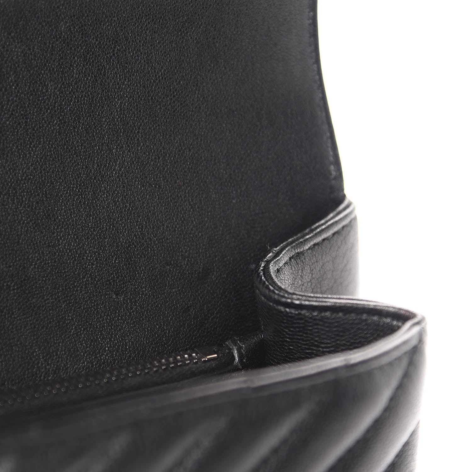 Saint Laurent Sheepskin Matelasse Chevron Monogram Medium College Bag Black 9 of 13