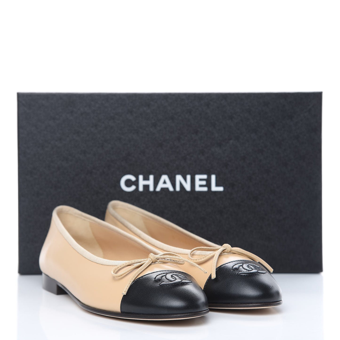 Lambskin Cap Toe CC Ballerina Flats 36.5 Beige Black